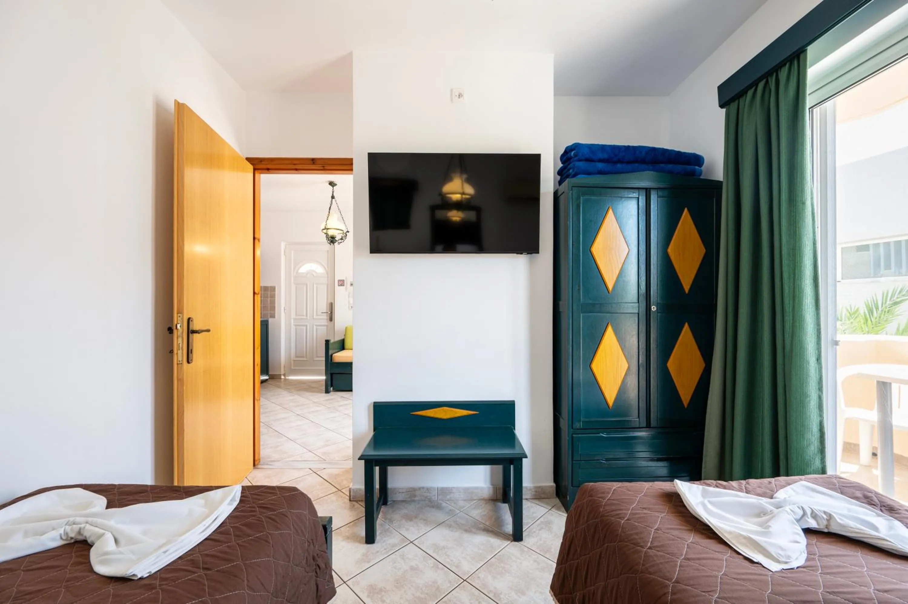 TV and multimedia, Bed in Cirillo Family Hotel-Christinas Studios