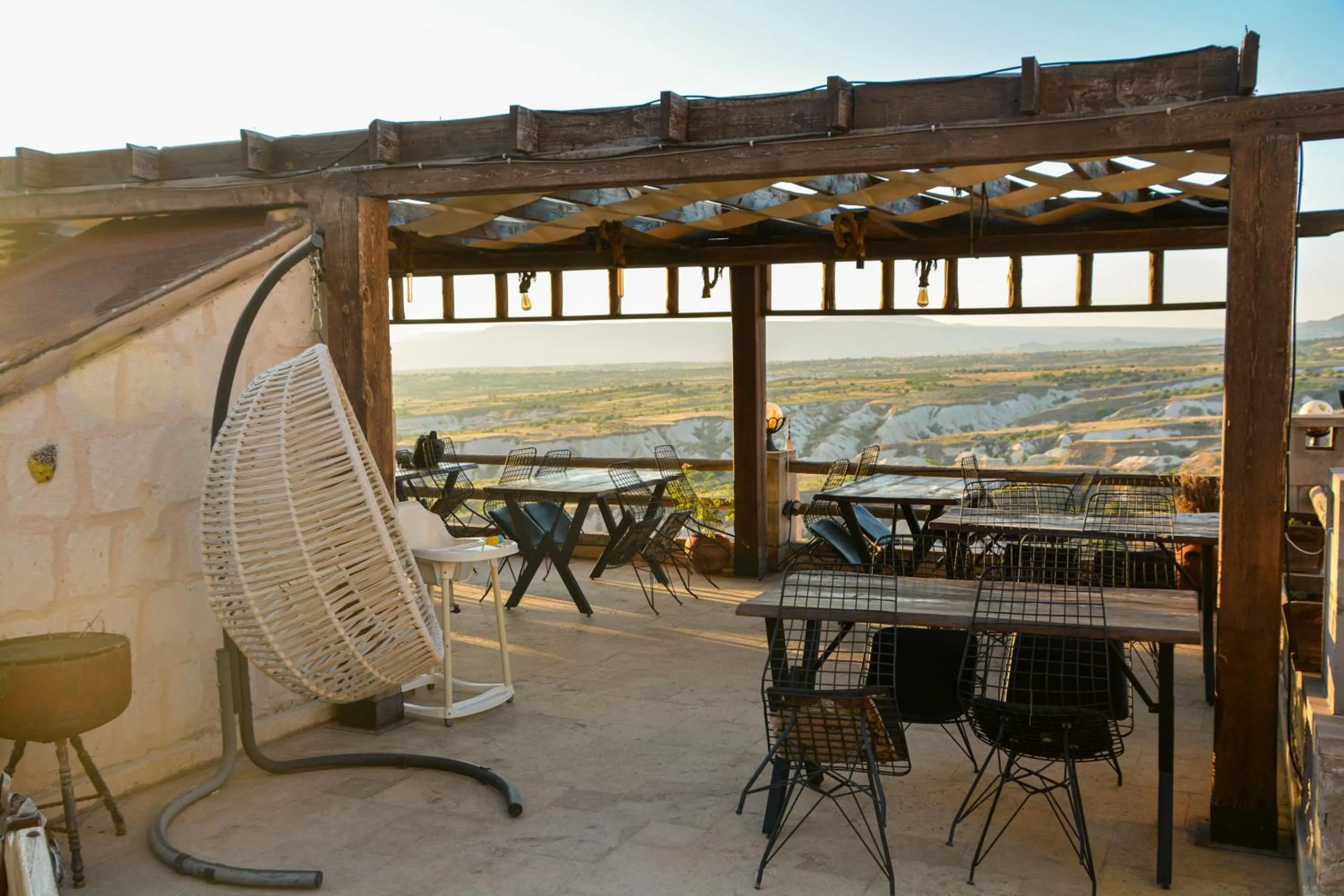 Restaurant/places to eat in My Story Cave Hotel