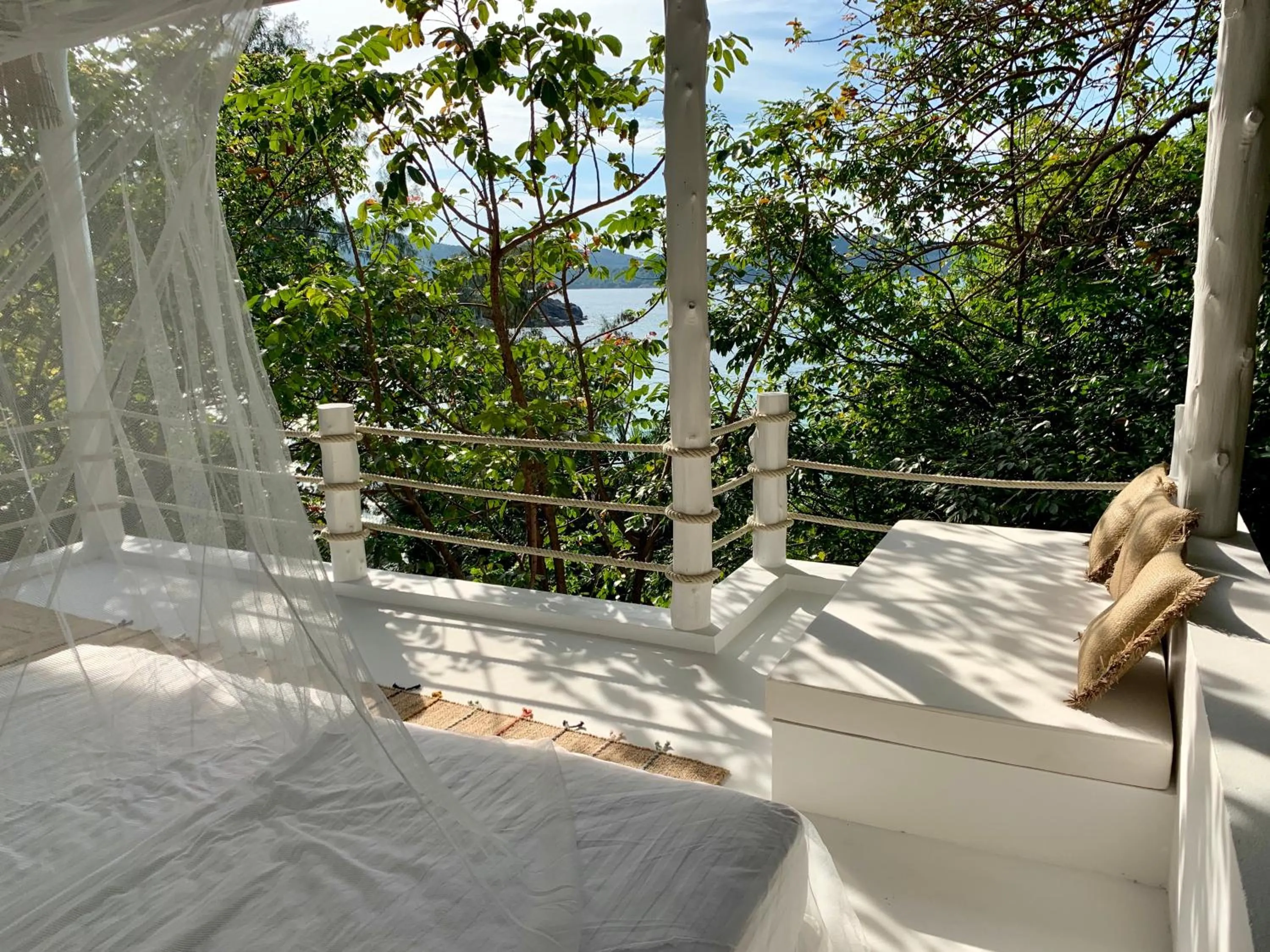 Coconut Beach Bungalows