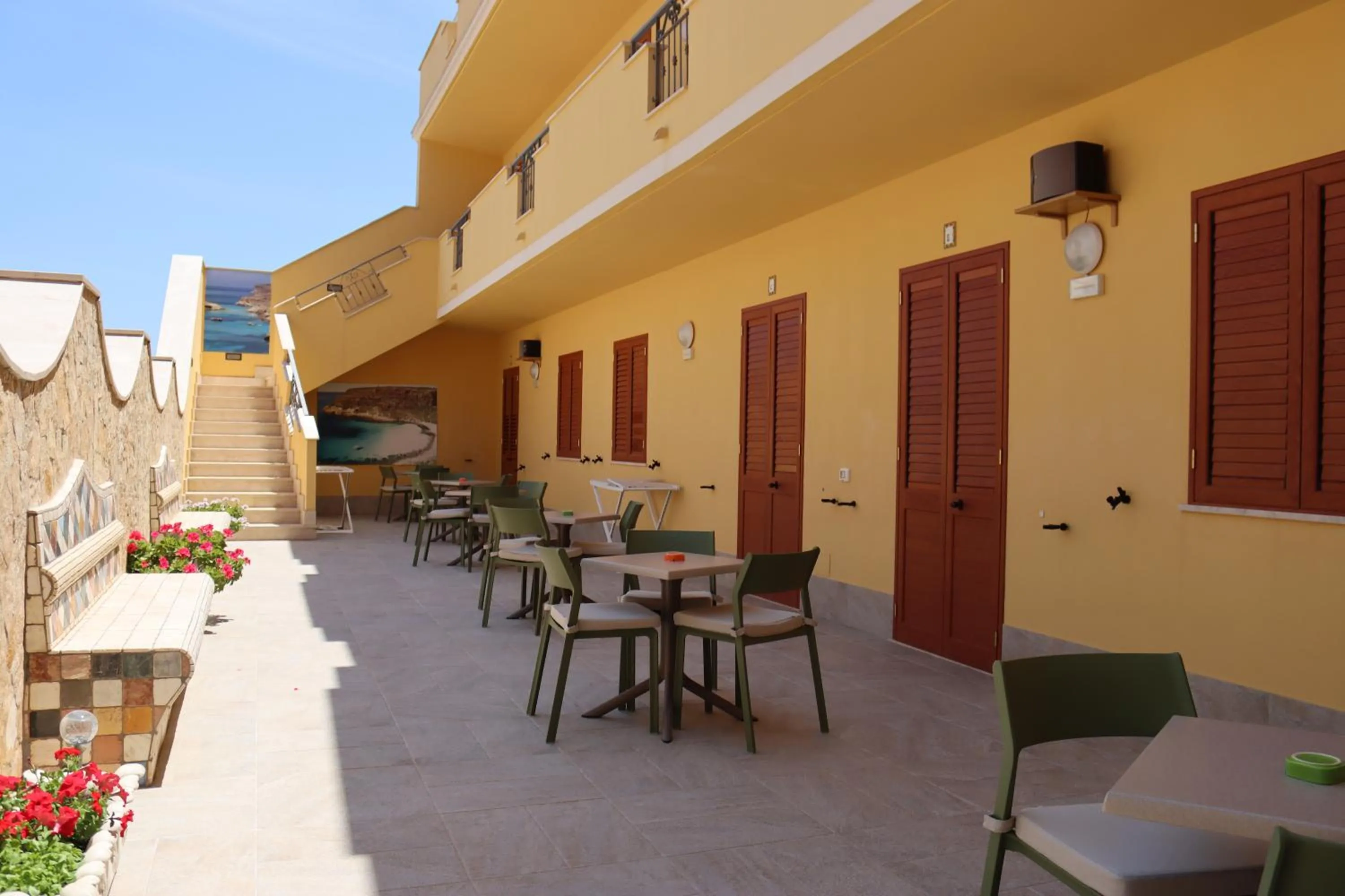 Property building in Gran Residence Marisa