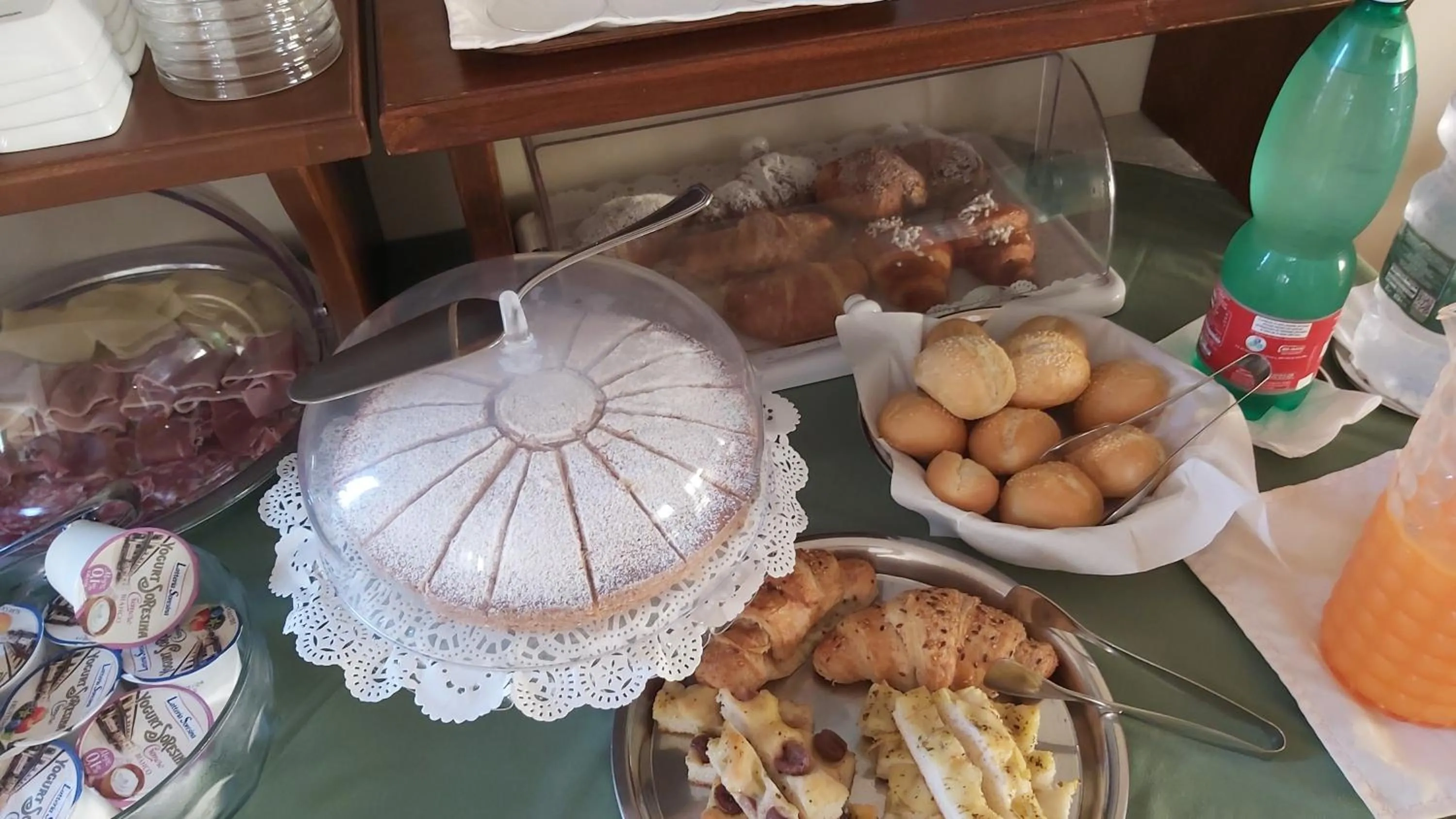 Breakfast in Gran Residence Marisa