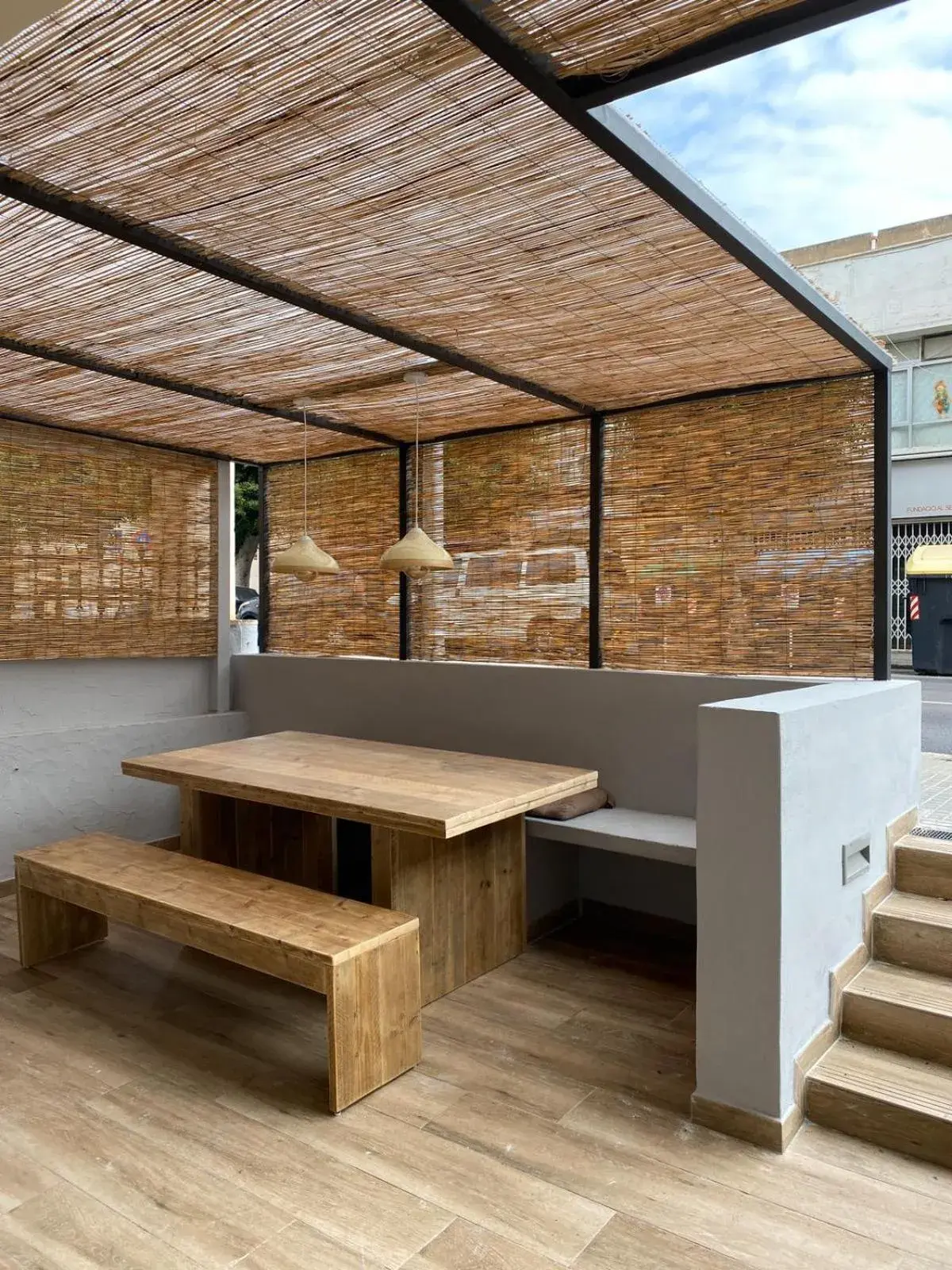 Balcony/Terrace in Y Hostel - Albergue Juvenil Balcony/Terrace in Y Hostel - Albergue Juvenil