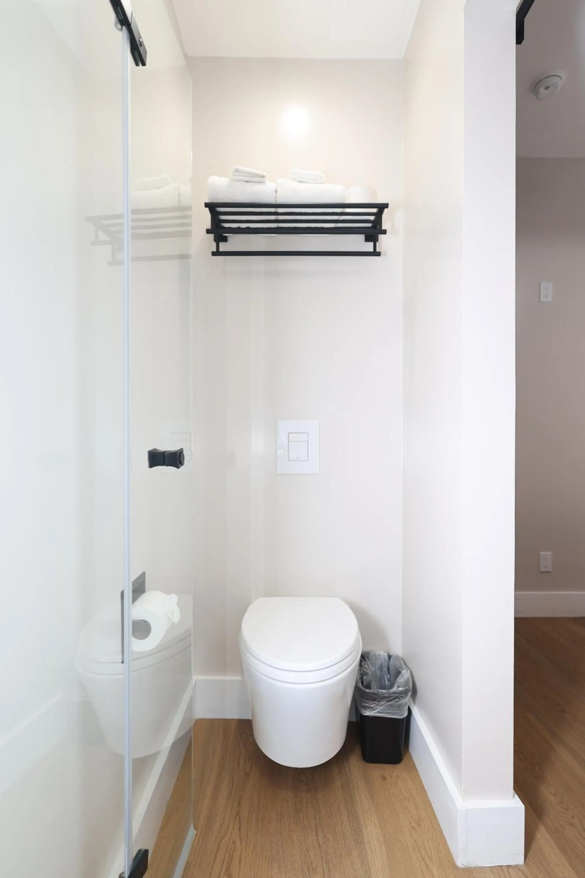 Shower in San Remo Hotel