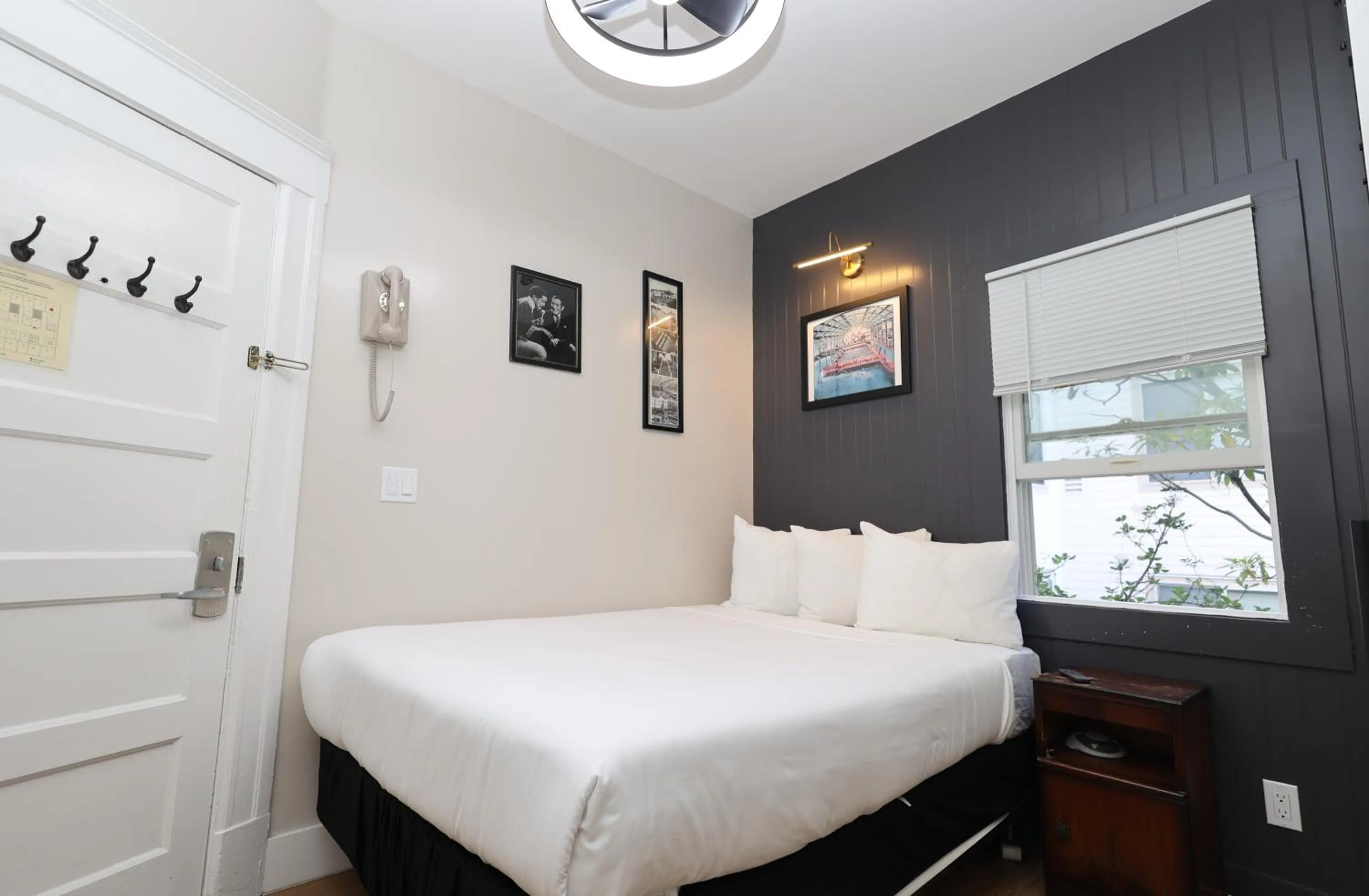 Bed in San Remo Hotel