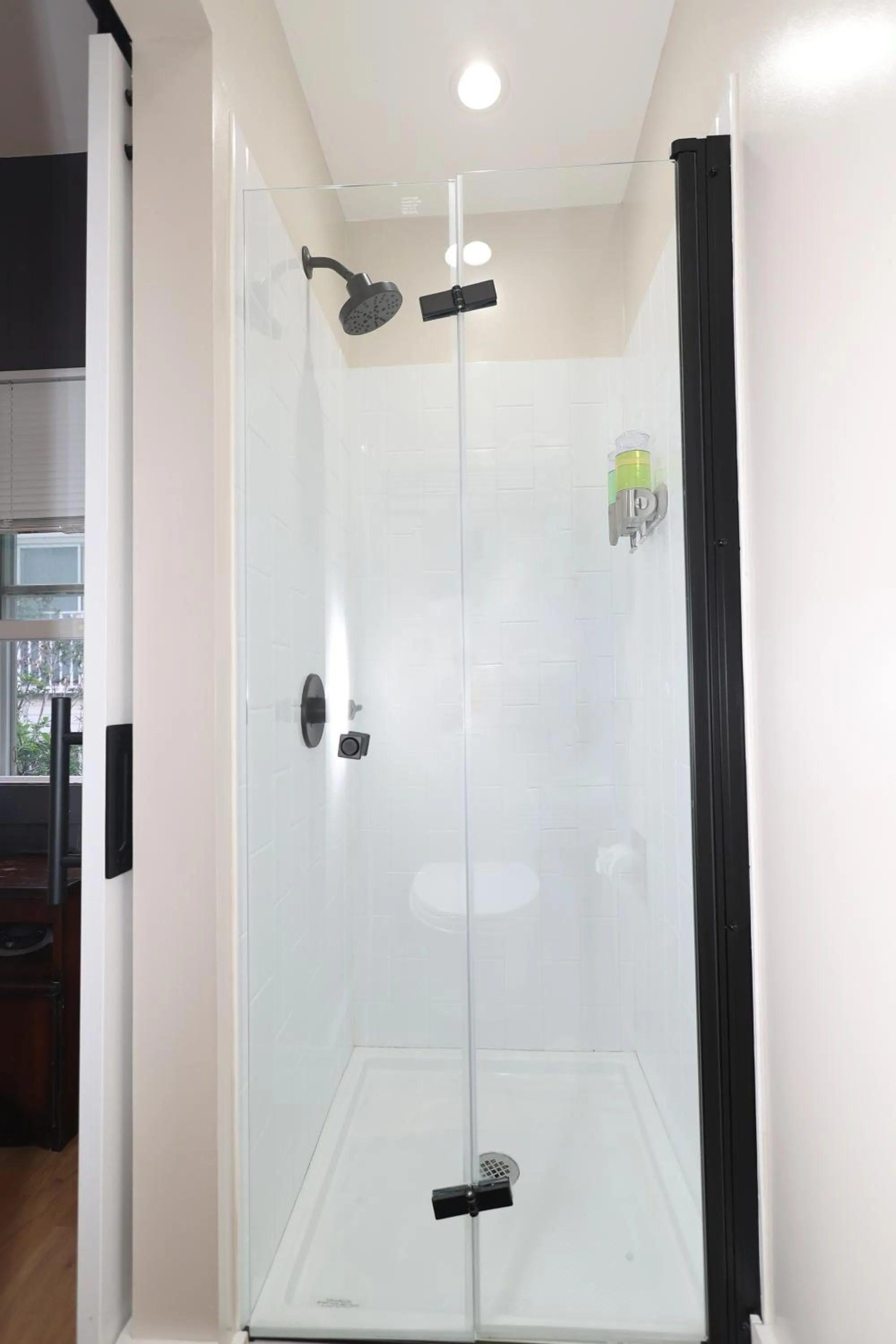 Shower in San Remo Hotel