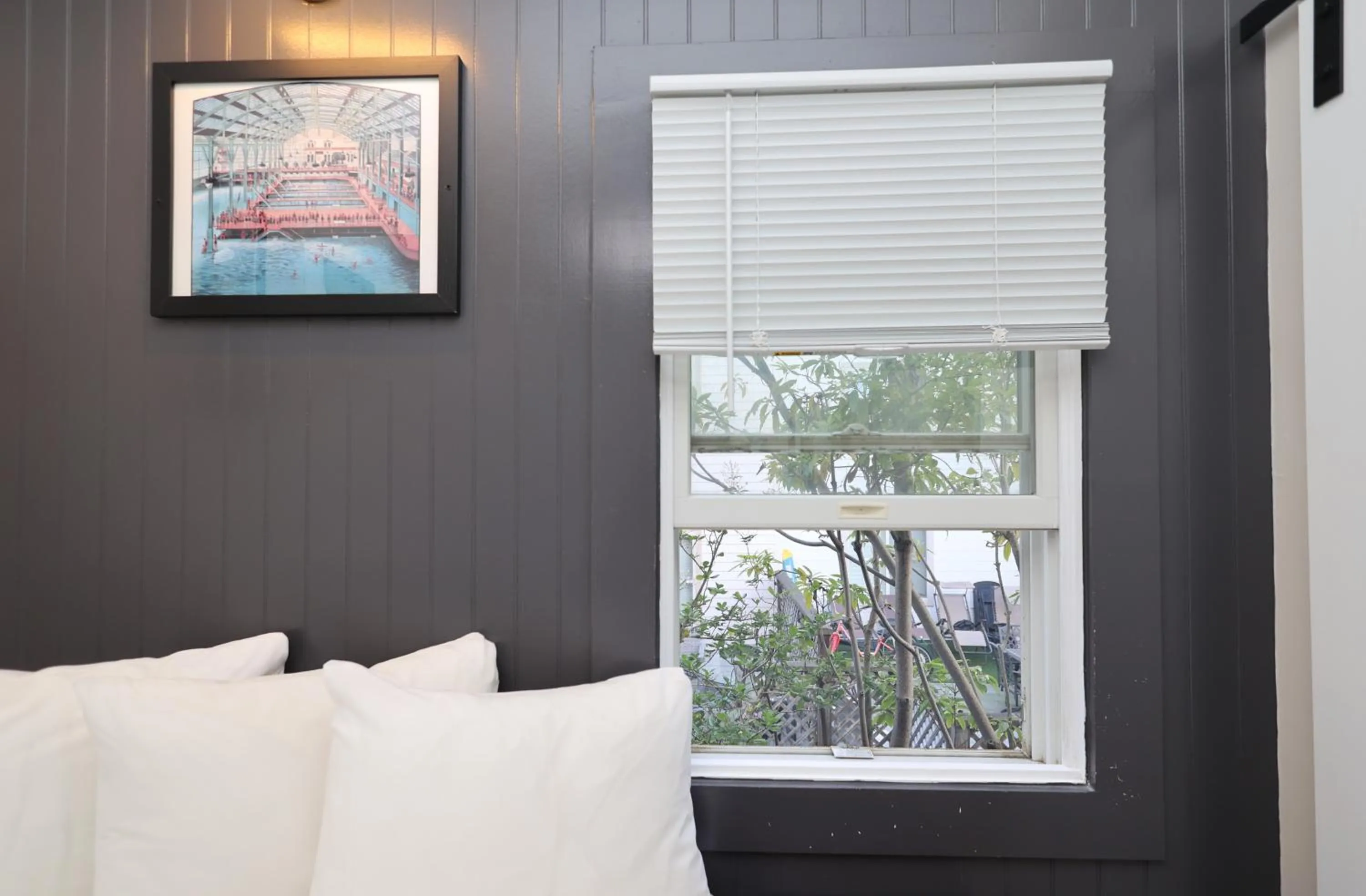 Bed in San Remo Hotel