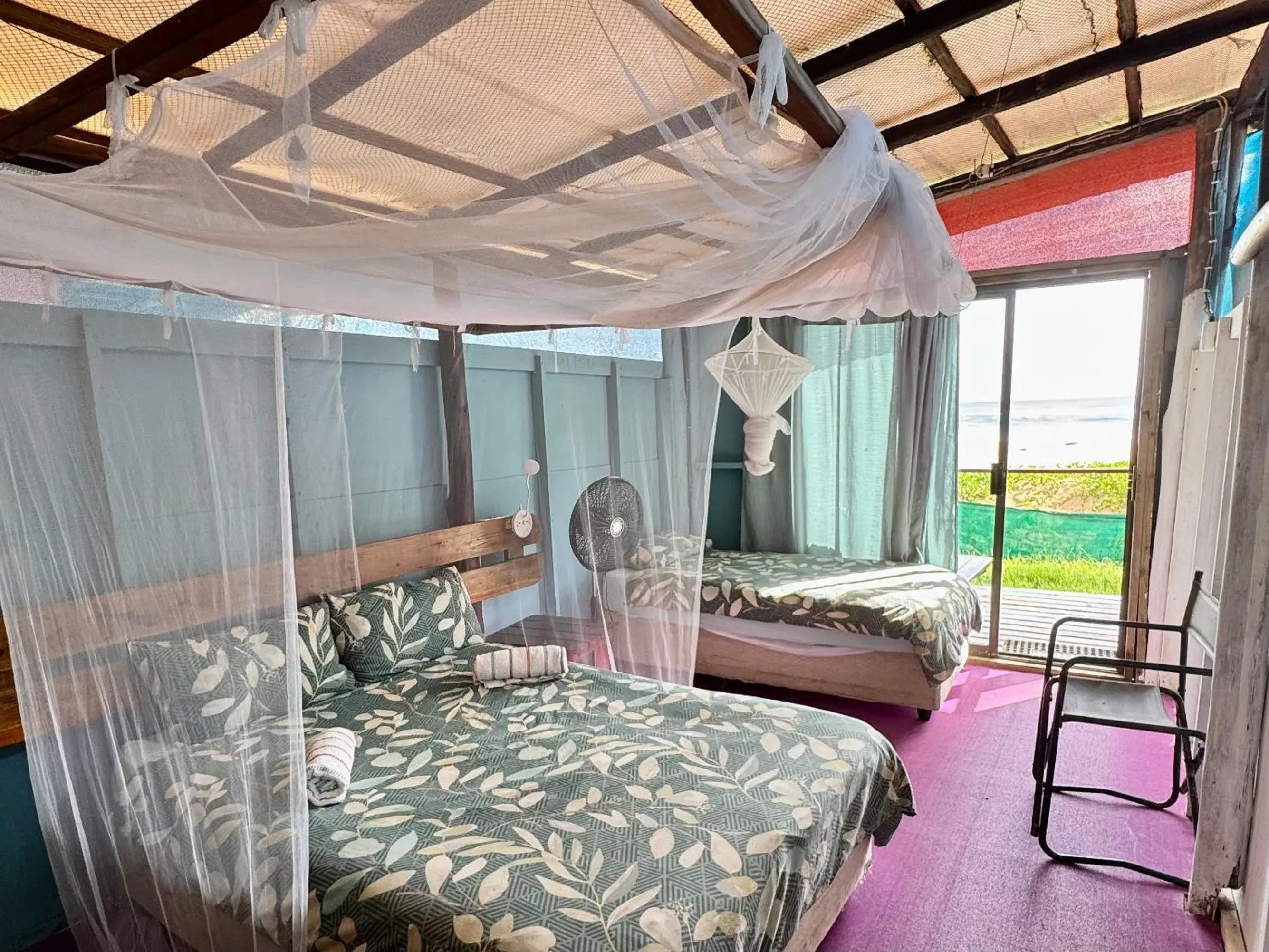 Photo of the whole room, Bed in Underwater Explorer Photo of the whole room, Bed in Underwater Explorer