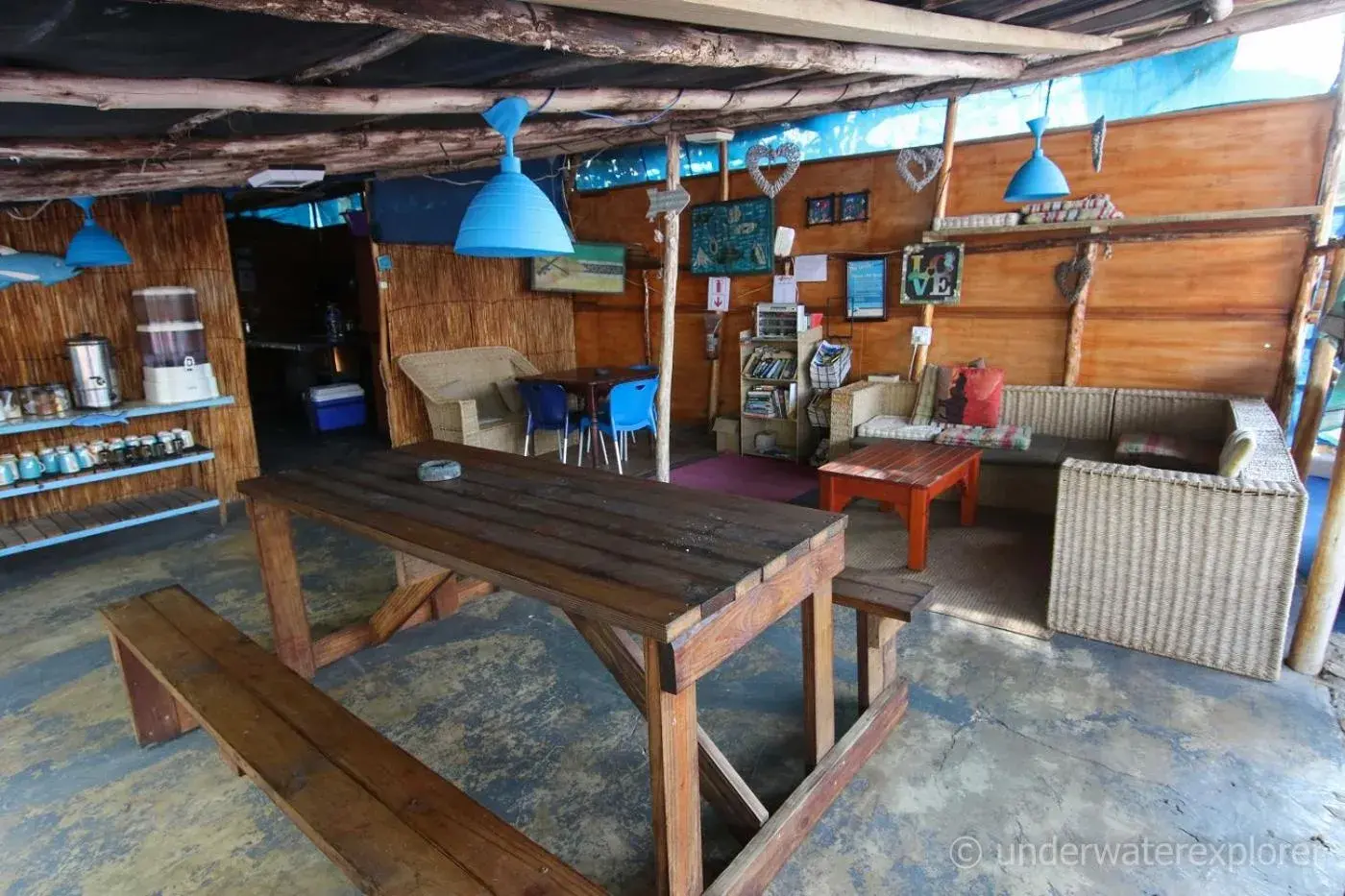 Lounge or bar in Underwater Explorer Lounge or bar in Underwater Explorer