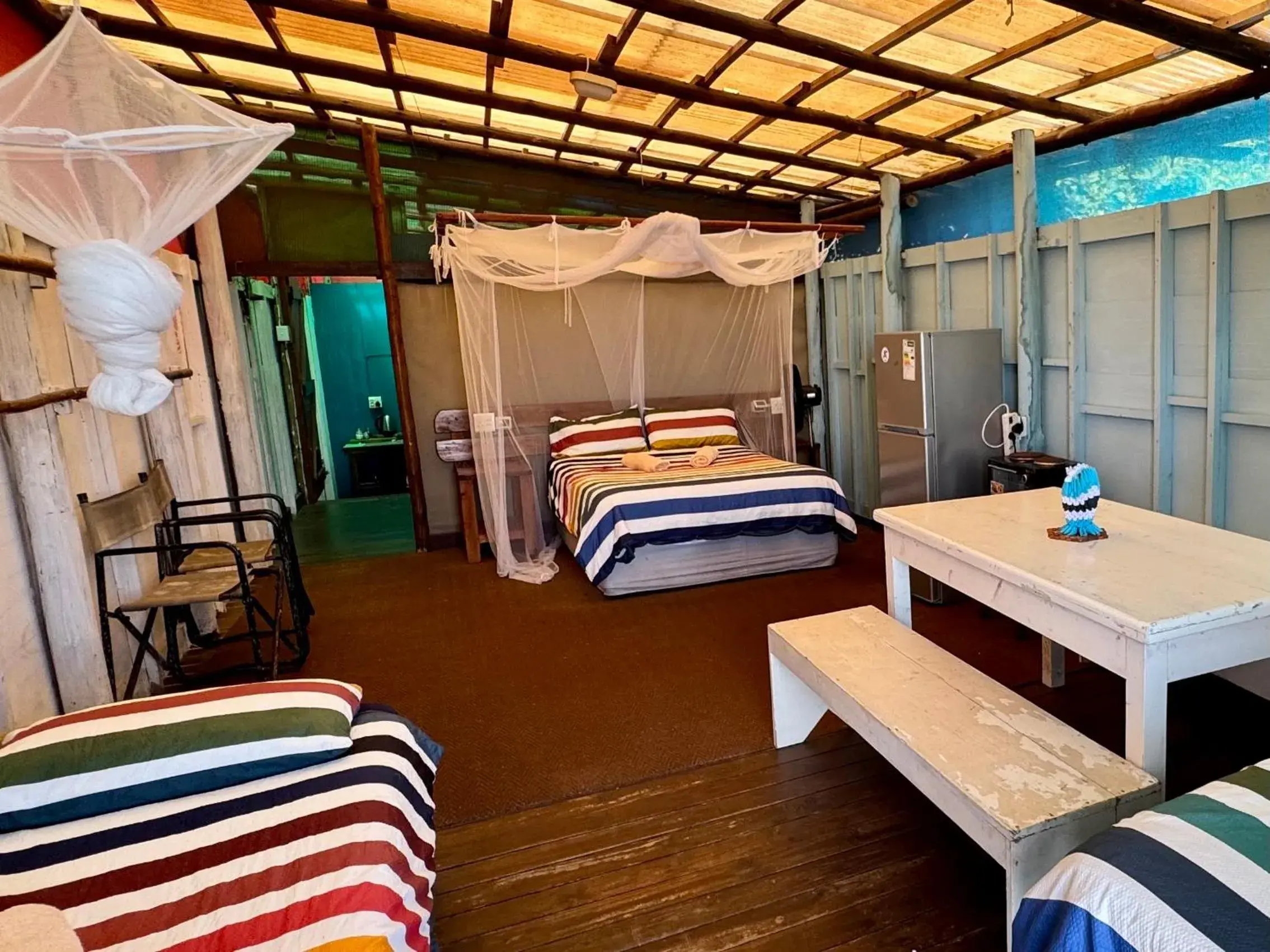 Photo of the whole room, Bed in Underwater Explorer Photo of the whole room, Bed in Underwater Explorer