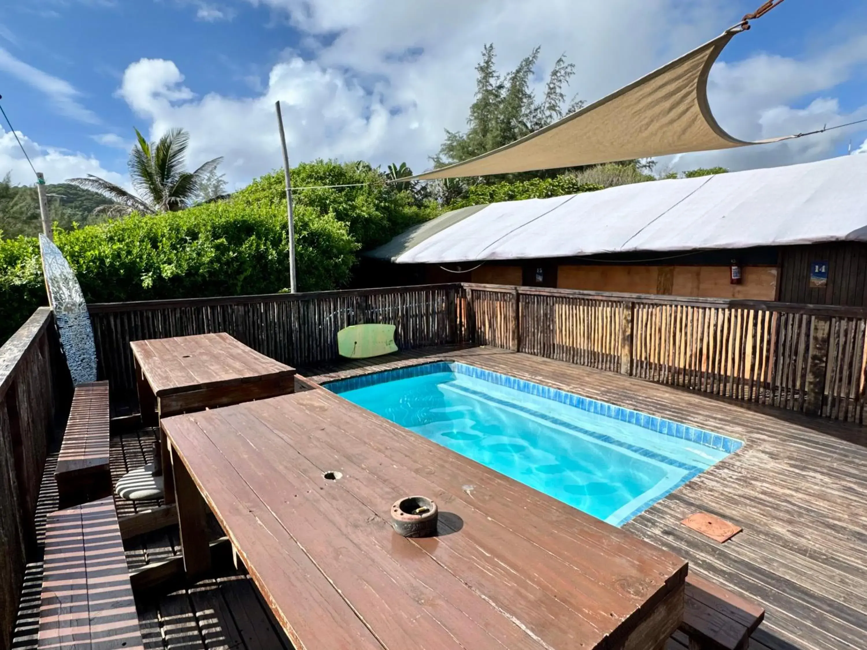 Swimming pool in Underwater Explorer Swimming pool in Underwater Explorer