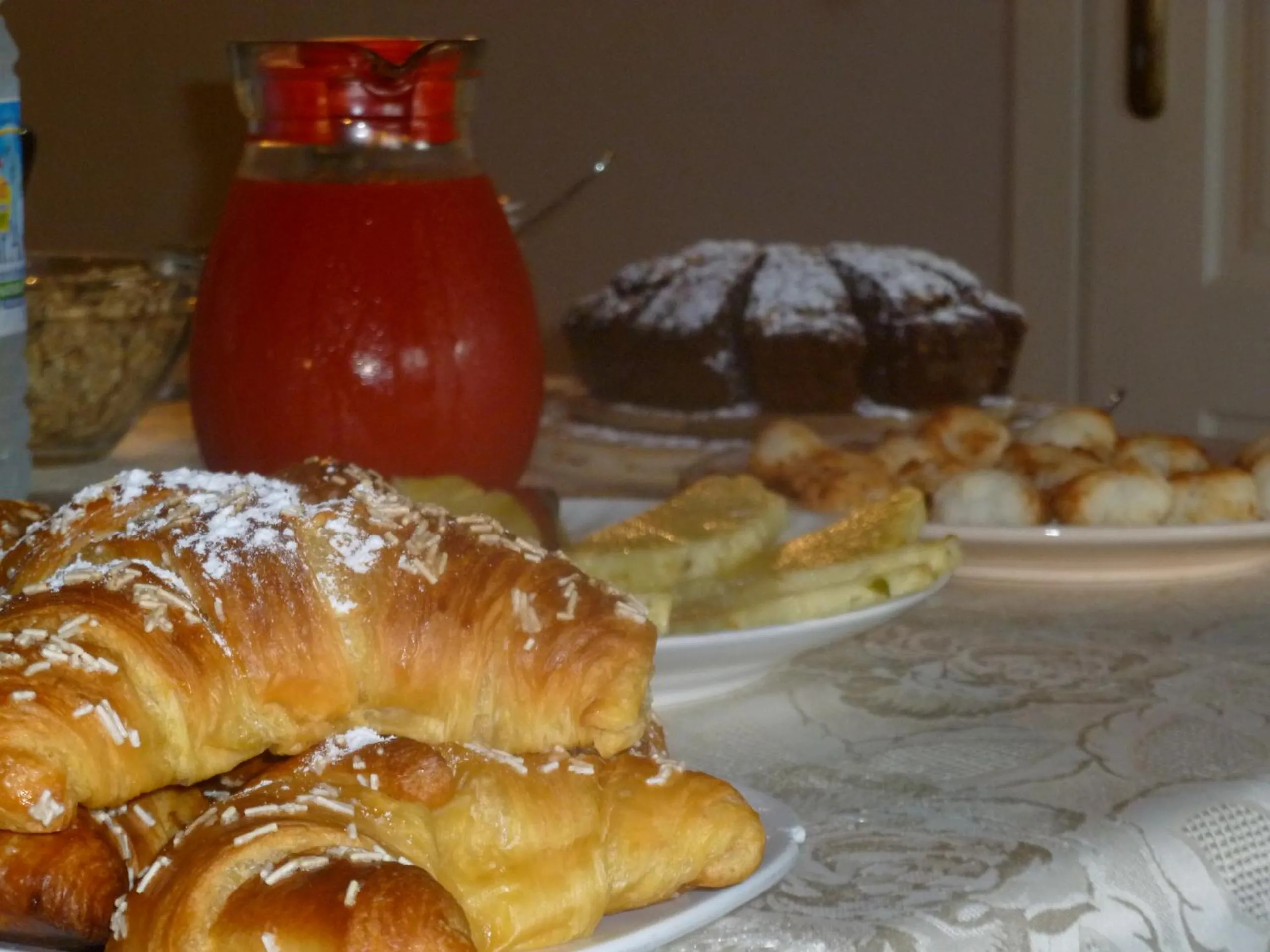 Food in Le Ginestre B & B