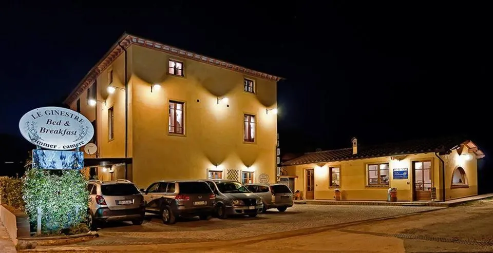 Property building in Le Ginestre B & B