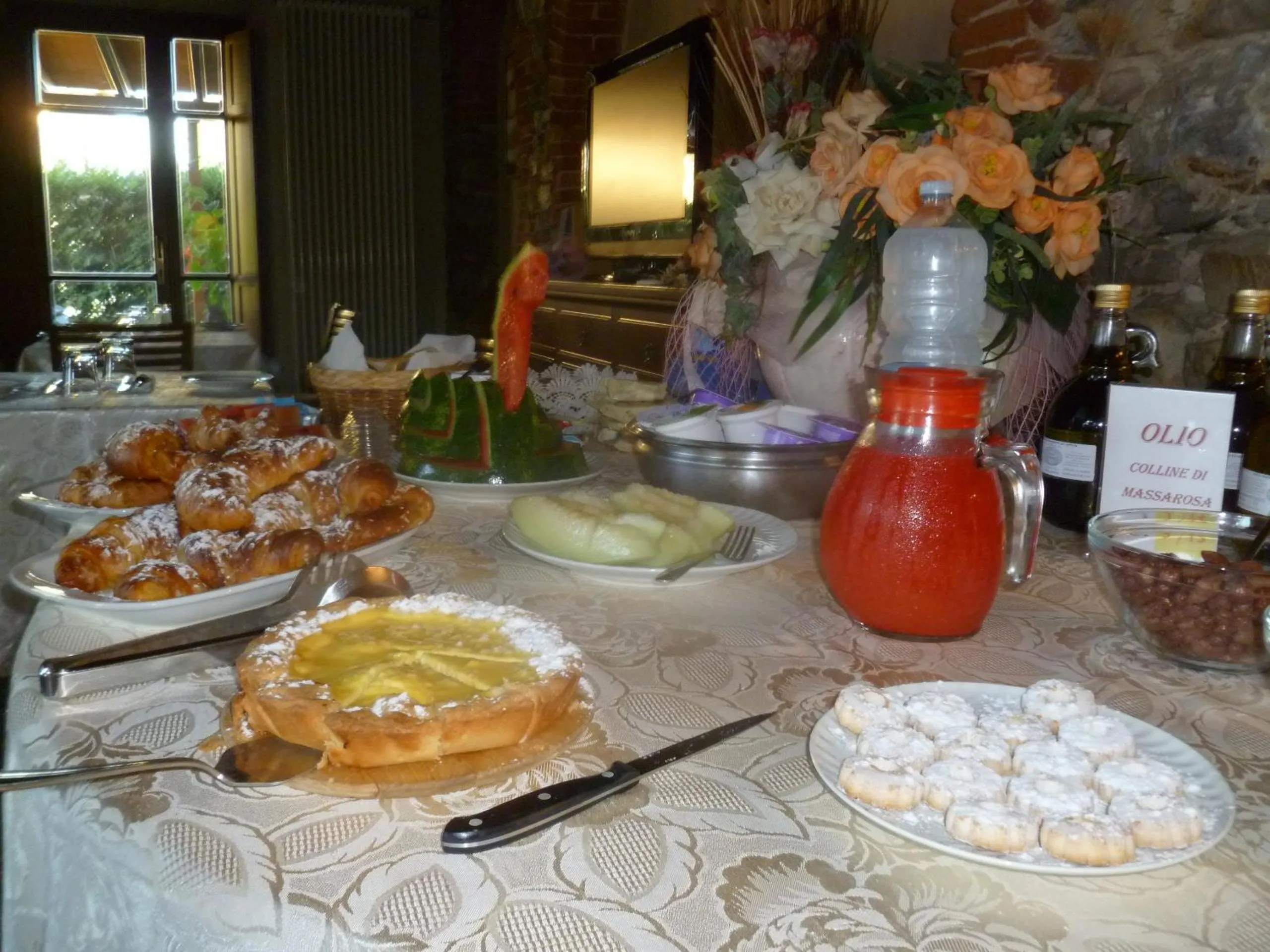 Food in Le Ginestre B & B