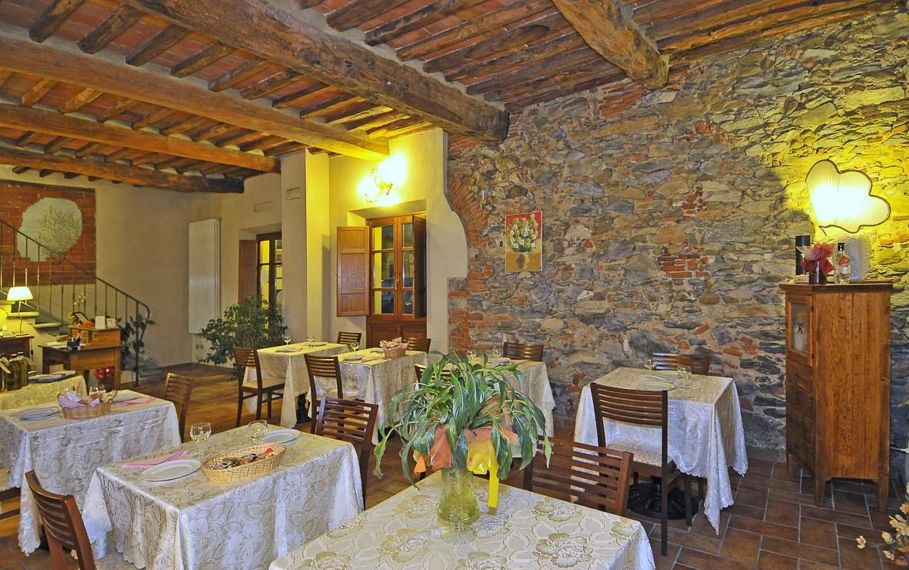 Restaurant/places to eat in Le Ginestre B & B