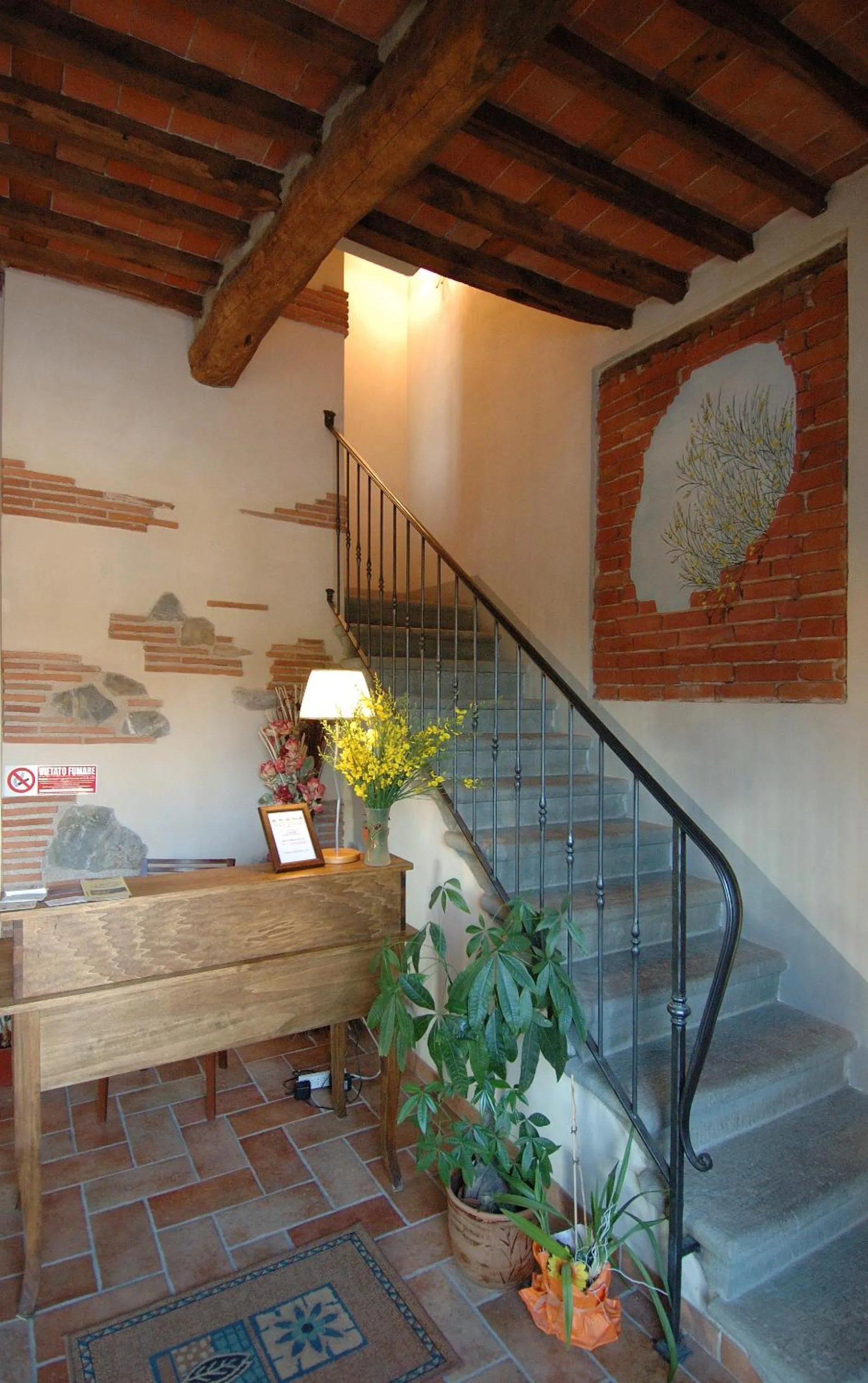 Communal lounge/ TV room in Le Ginestre B & B
