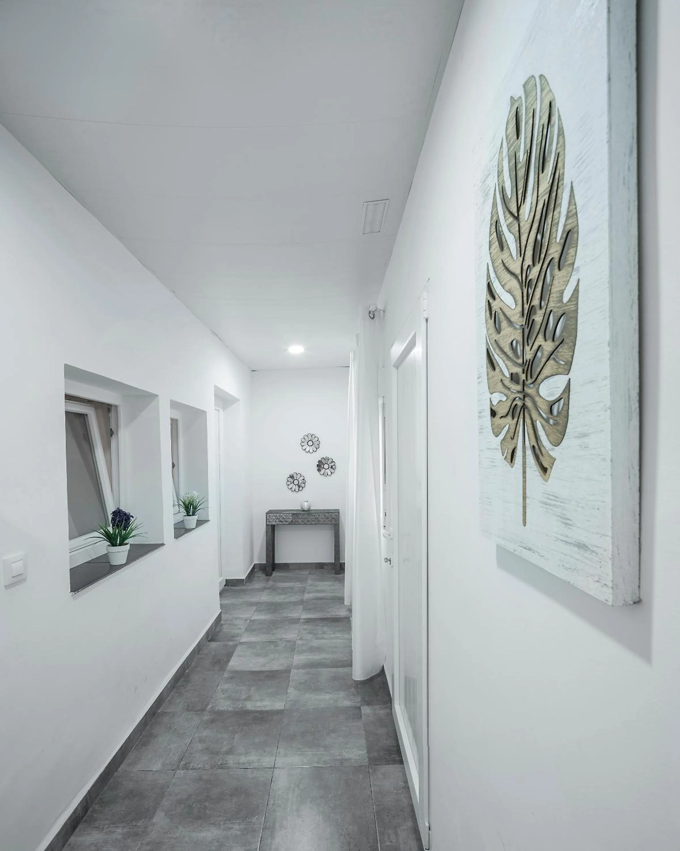 Decorative detail in Apartamentos Gladiador