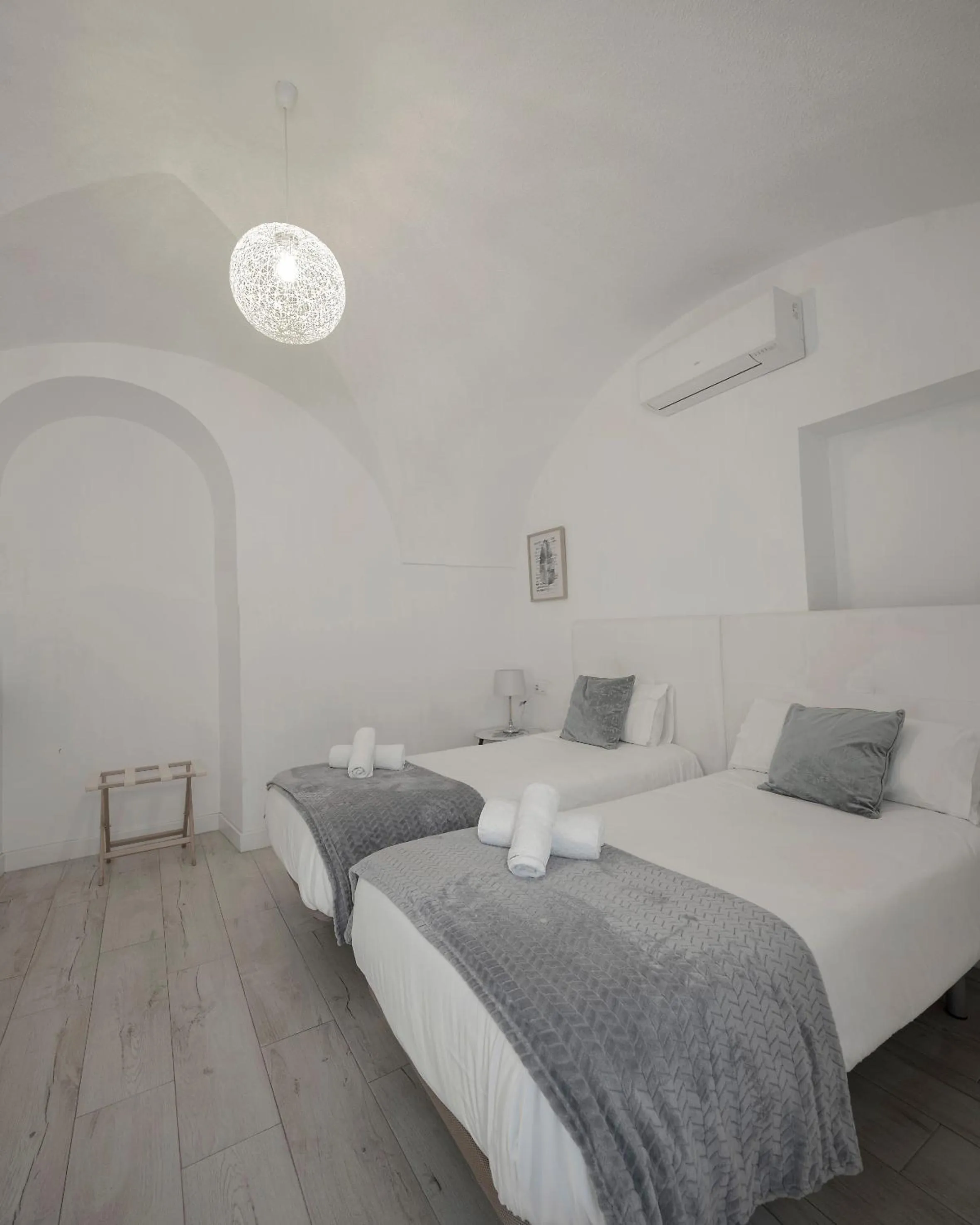 Bed in Apartamentos Gladiador