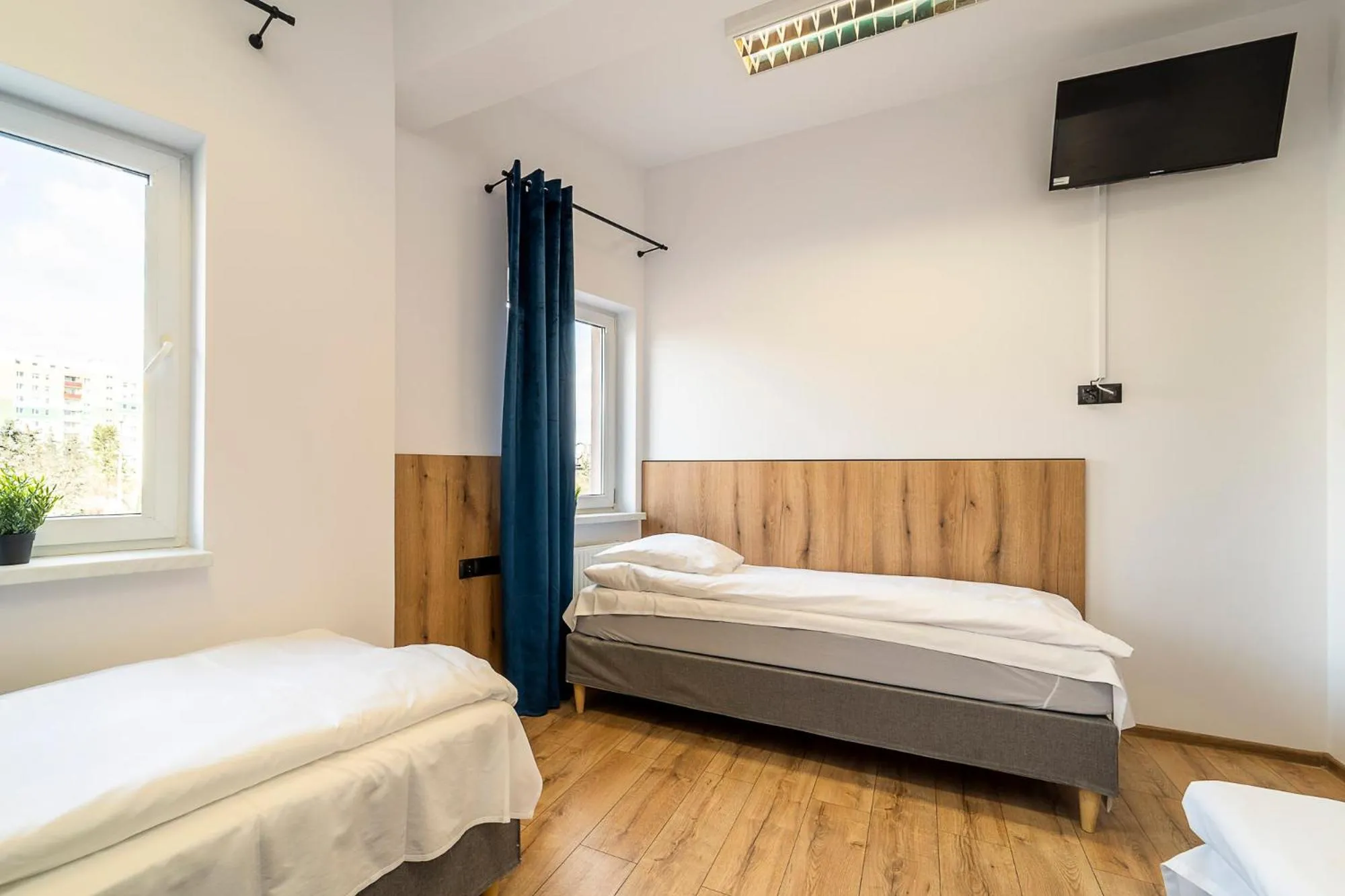 Photo of the whole room, Bed in Gems Hostel