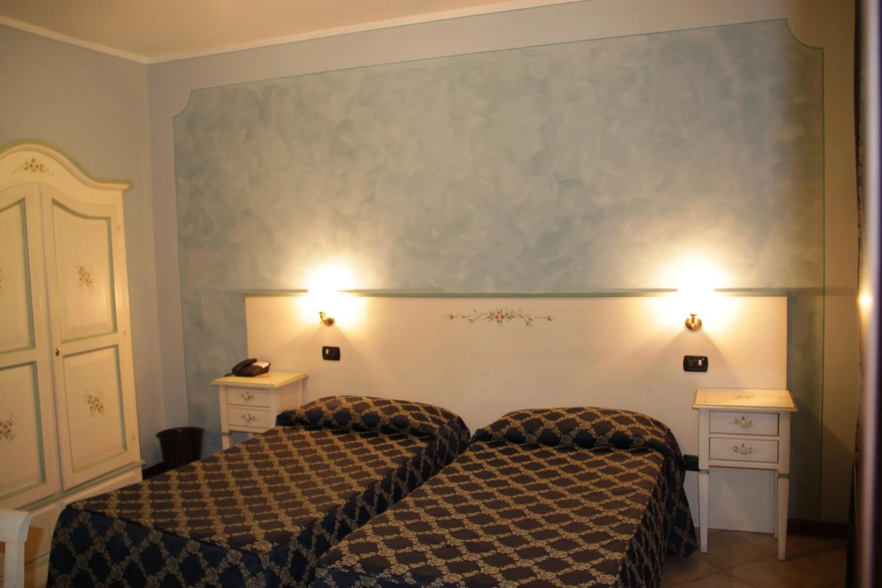 Bed in Albergo La Piana