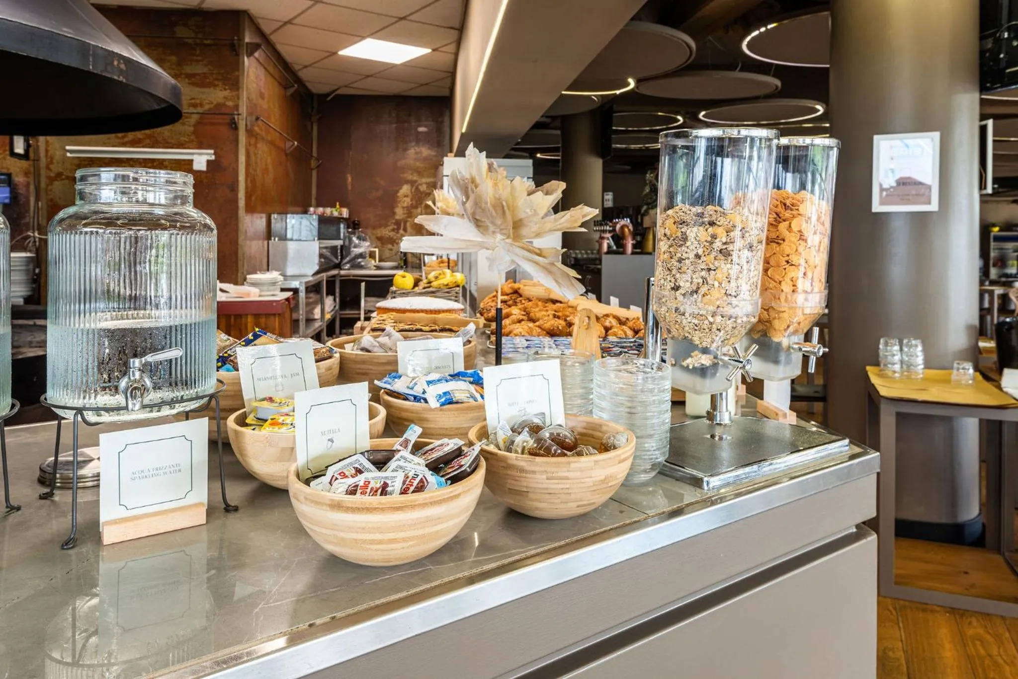 Breakfast in The Gate Hotel - Firenze Nord