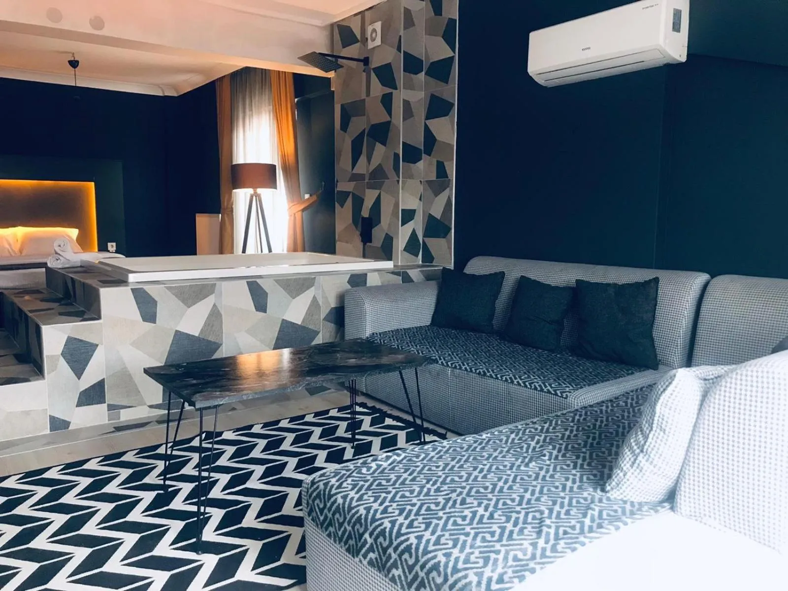 OTTO LOFT Premium Apartments