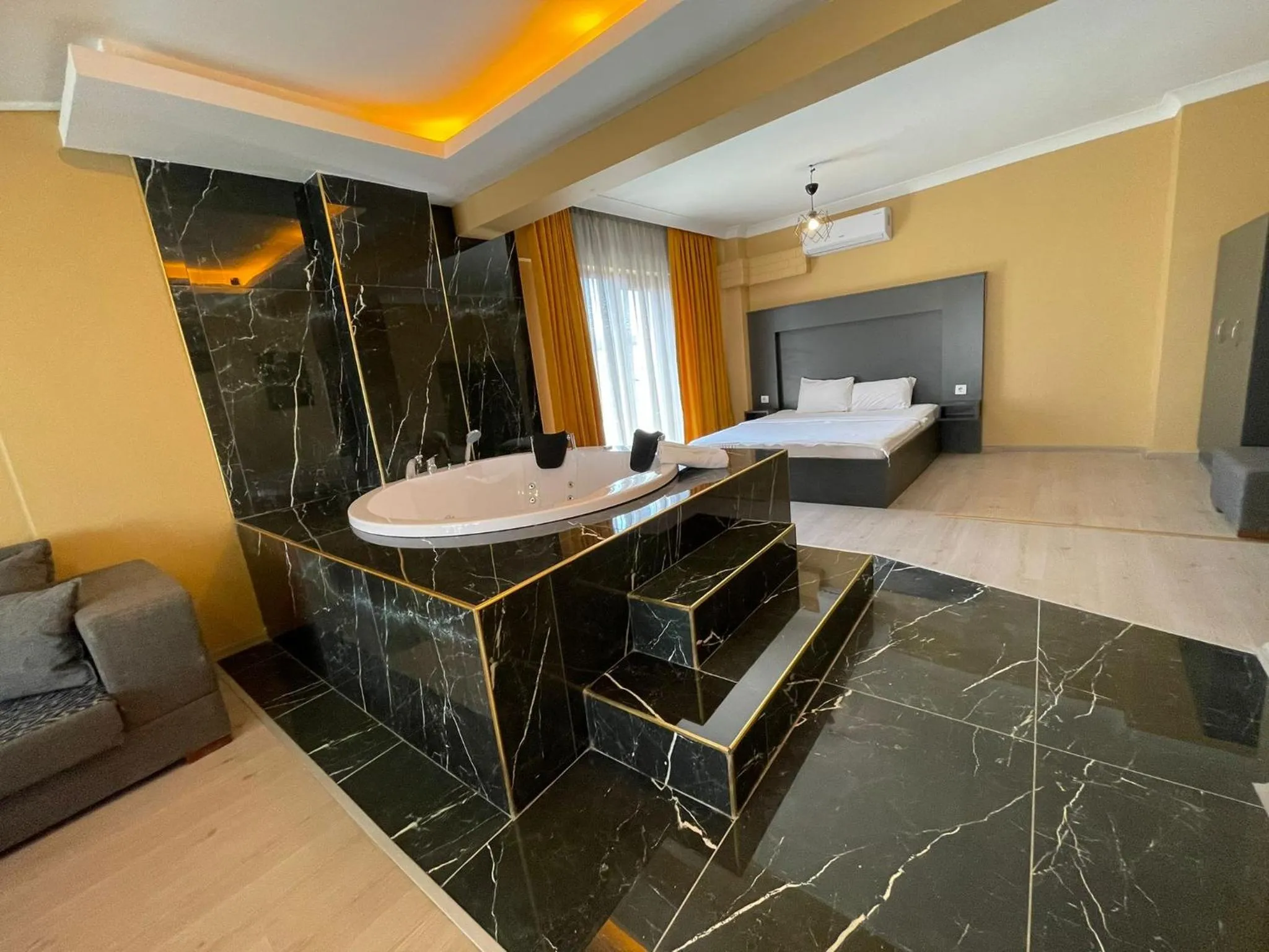 Bathroom in OTTO LOFT Premium Apartments