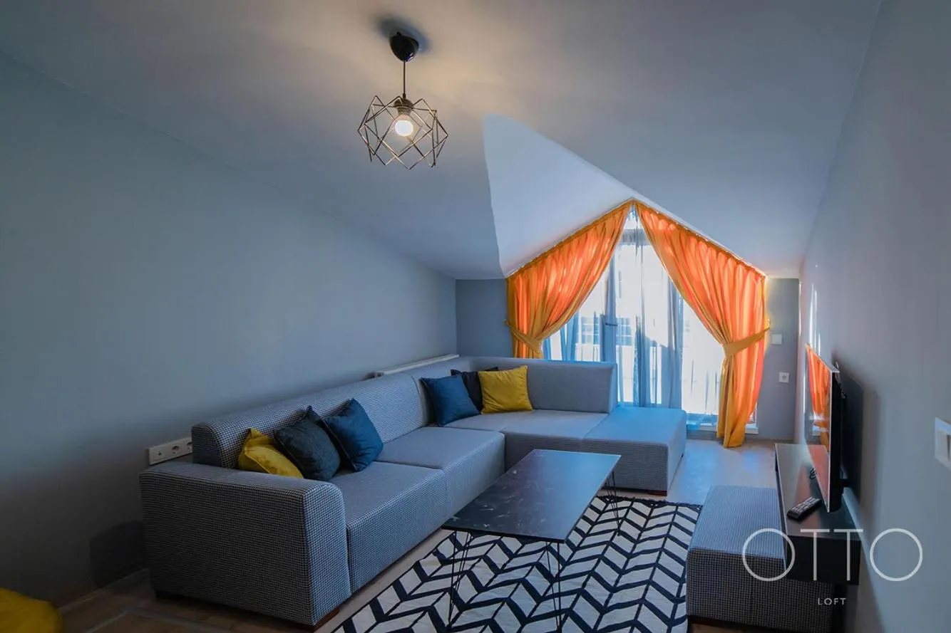 Seating Area in OTTO LOFT Premium Apartments