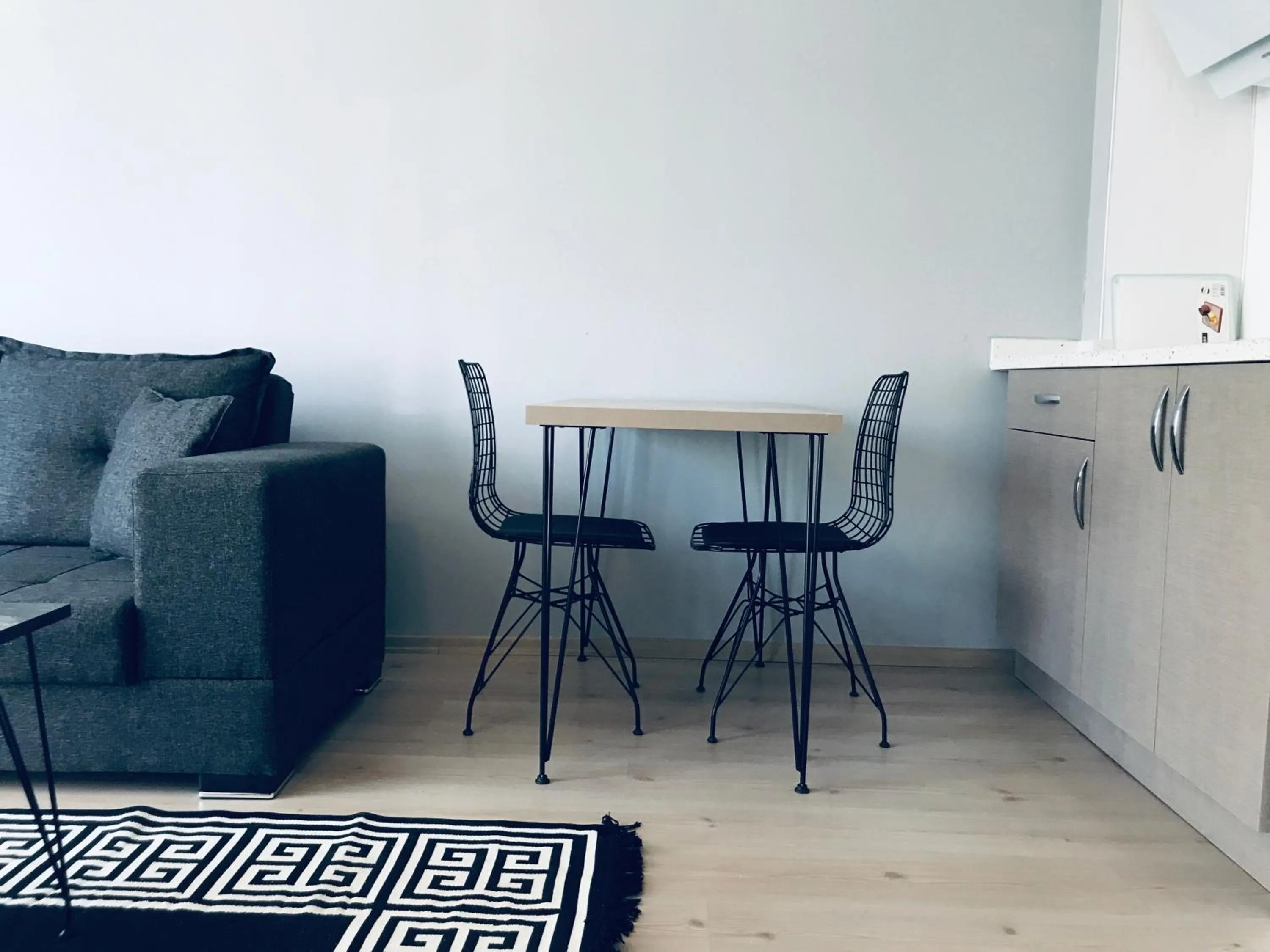 Dining Area in OTTO LOFT Premium Apartments