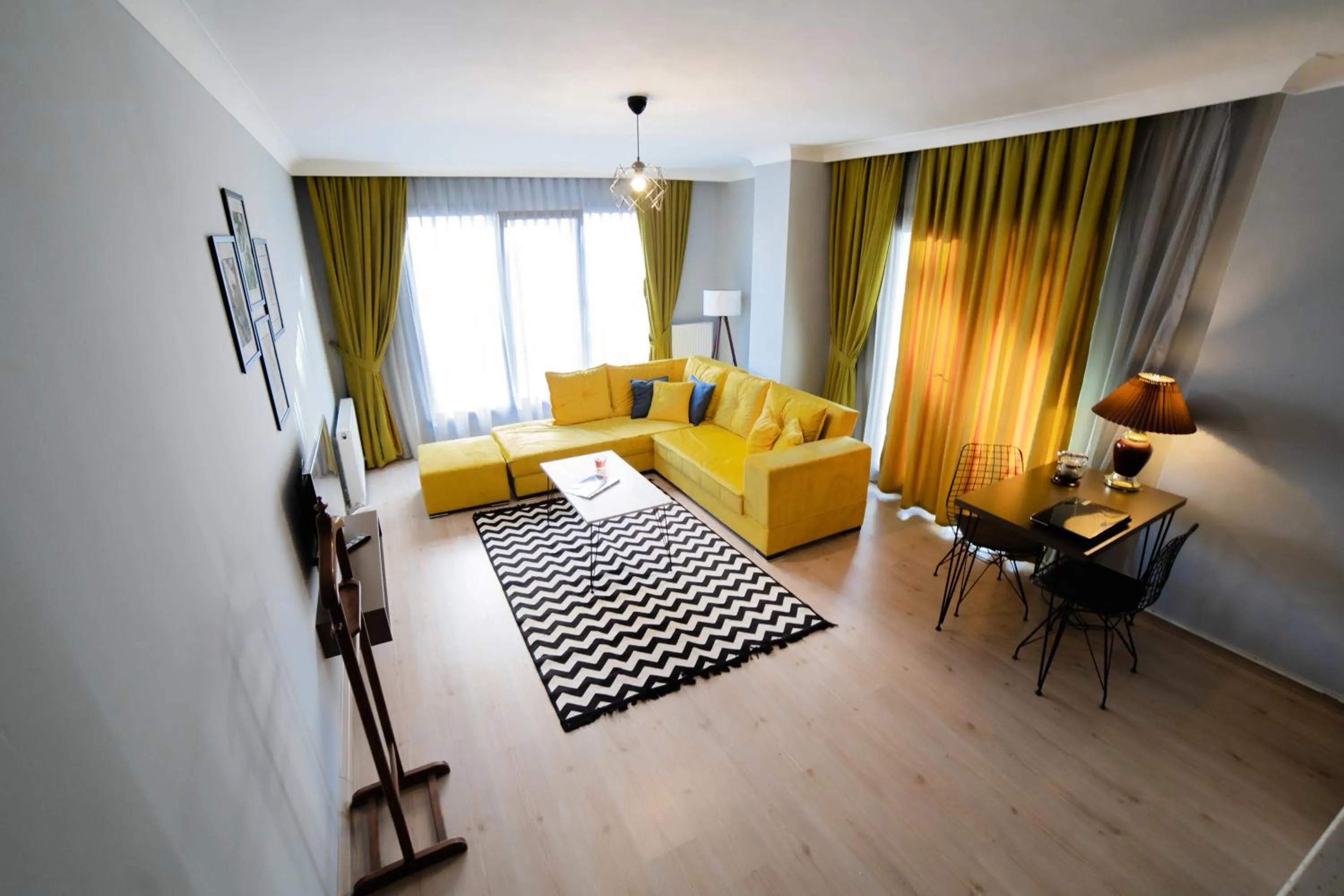 Seating Area in OTTO LOFT Premium Apartments