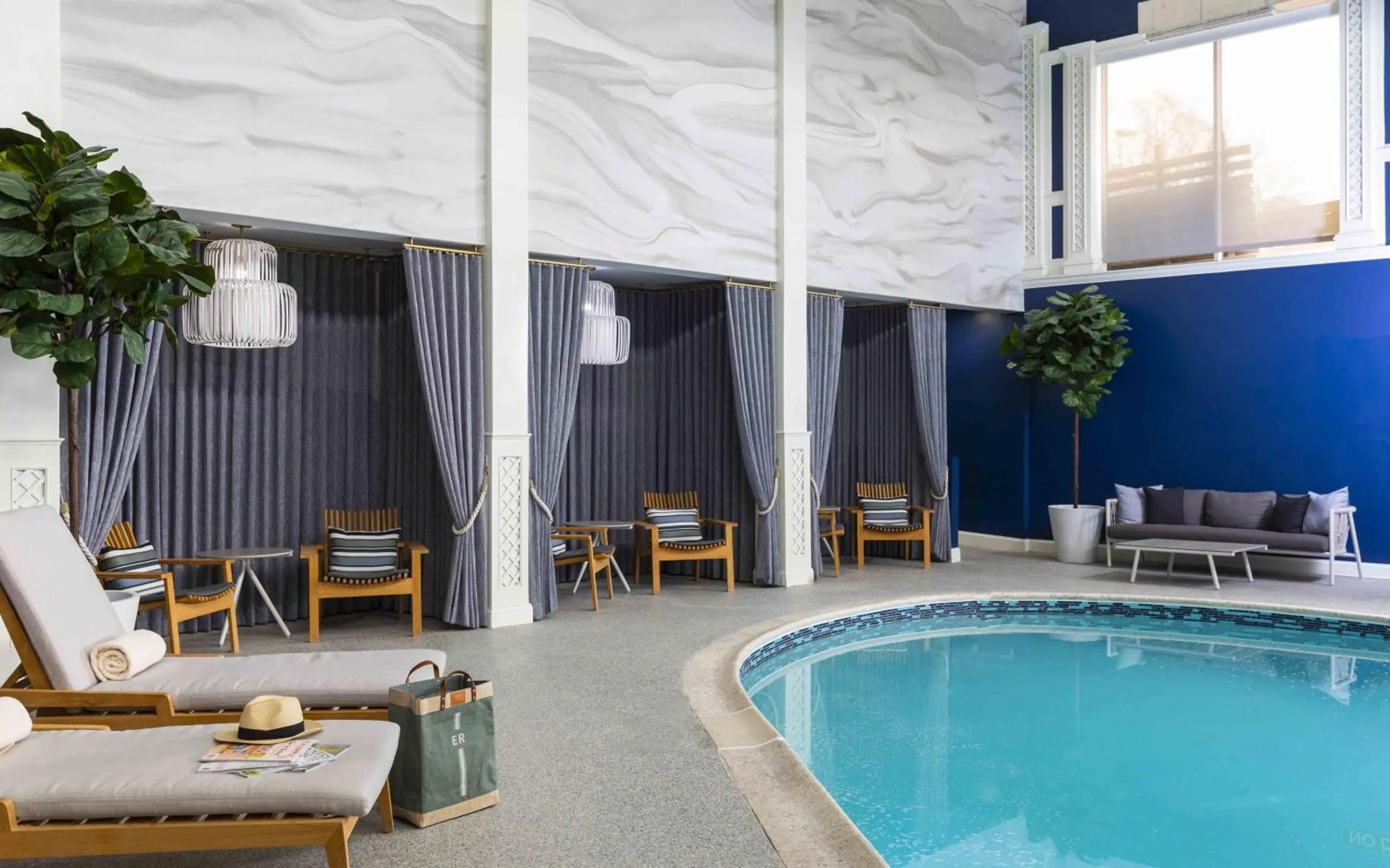 Swimming pool in Hotel Viking