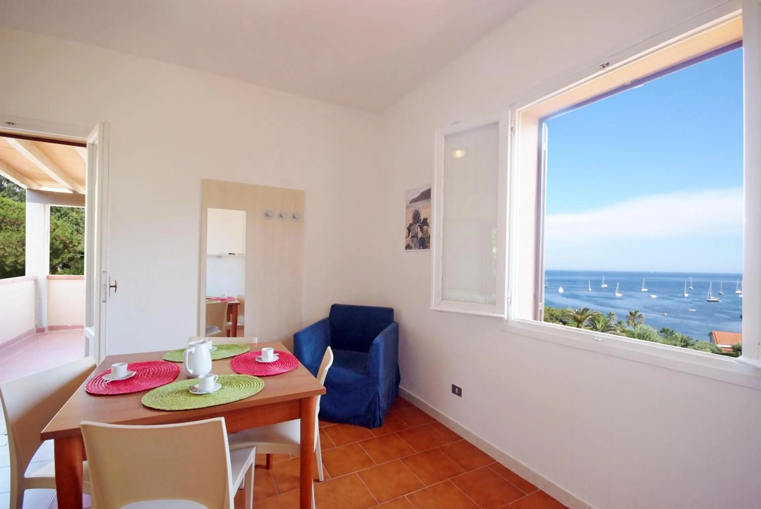 Dining area in Casa Del Golfo