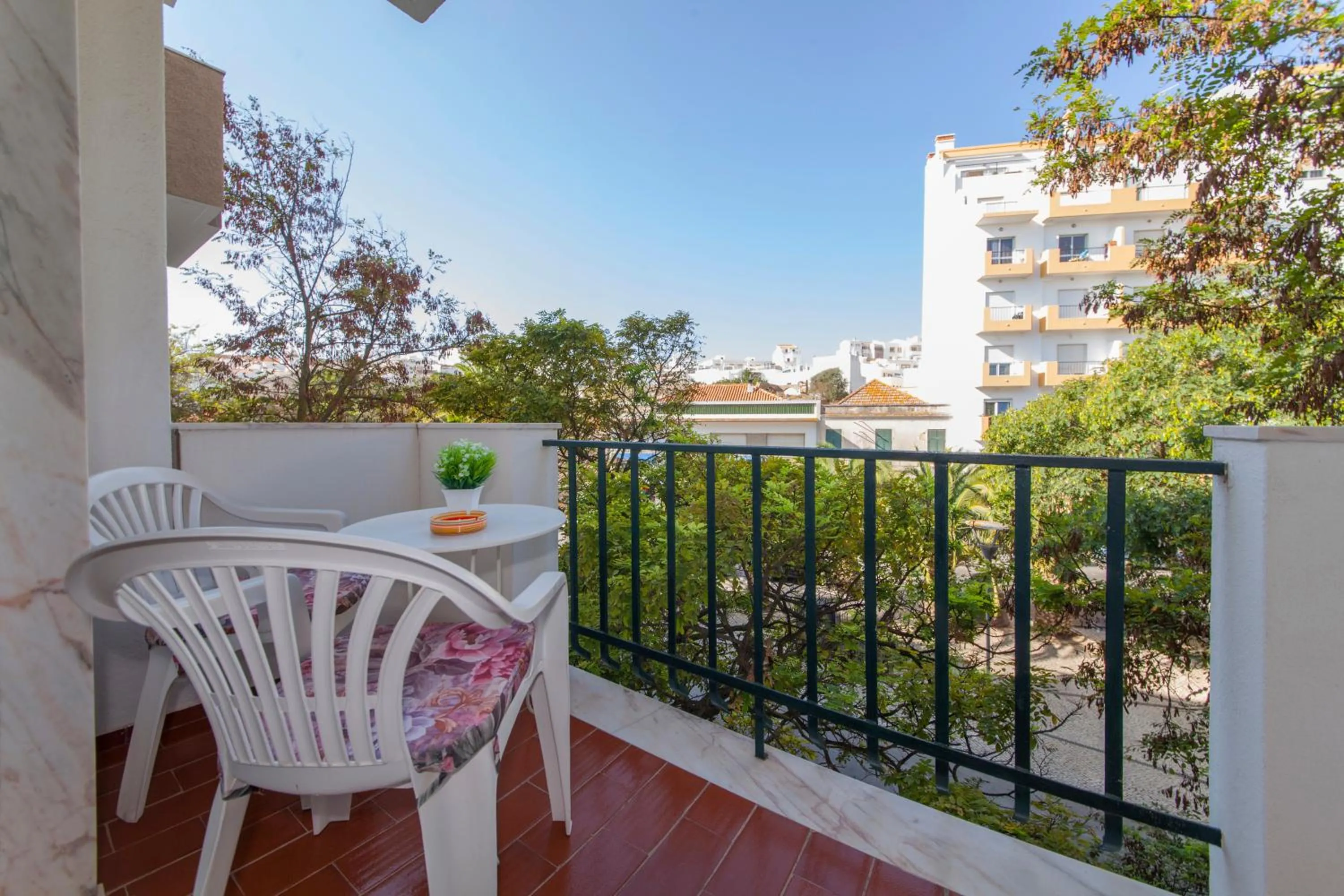 Main Avenue 2 Bed Apartment