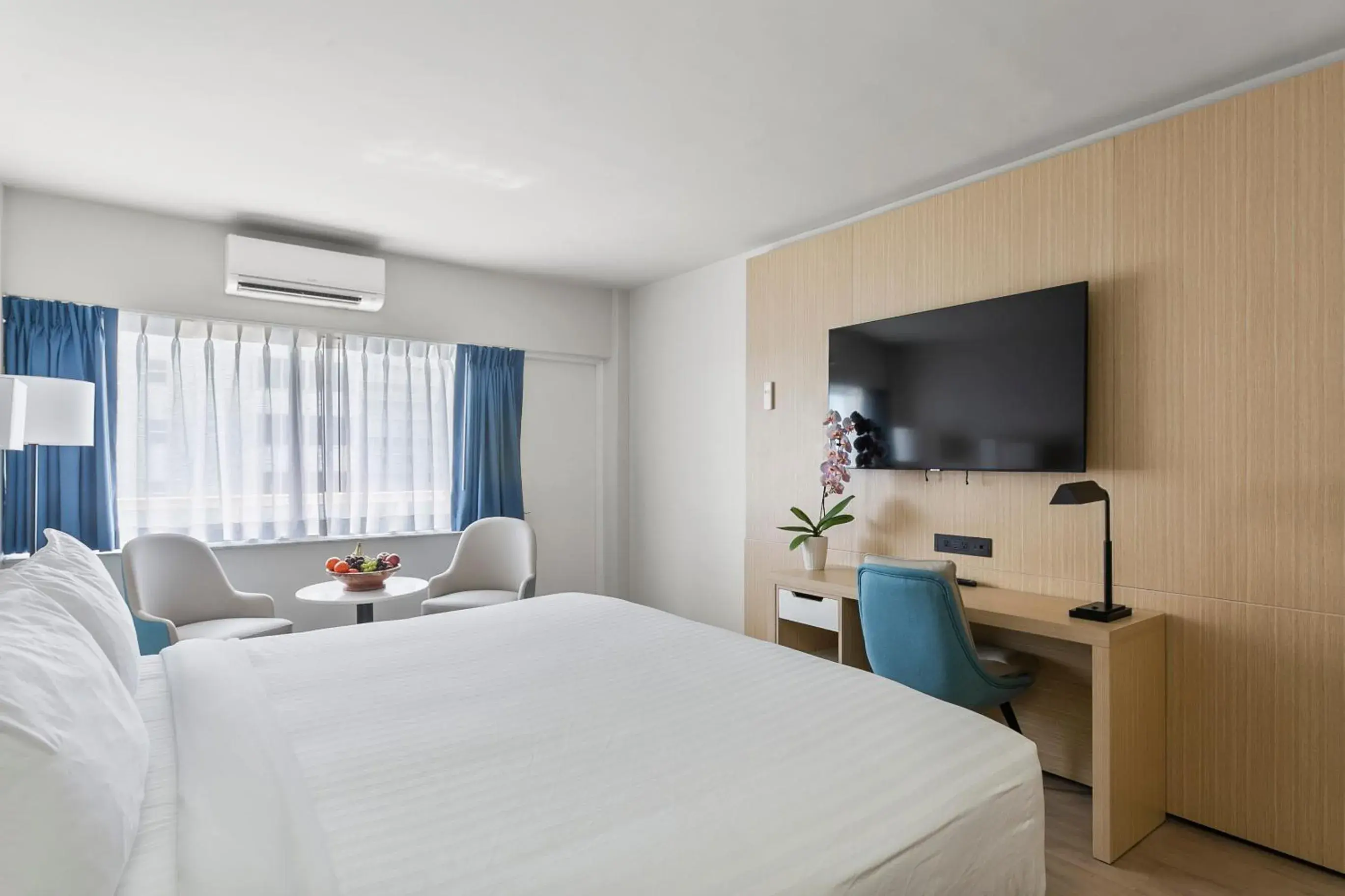 Bedroom, Bed in Ocean Sky Hotel & Resort Bedroom, Bed in Ocean Sky Hotel & Resort