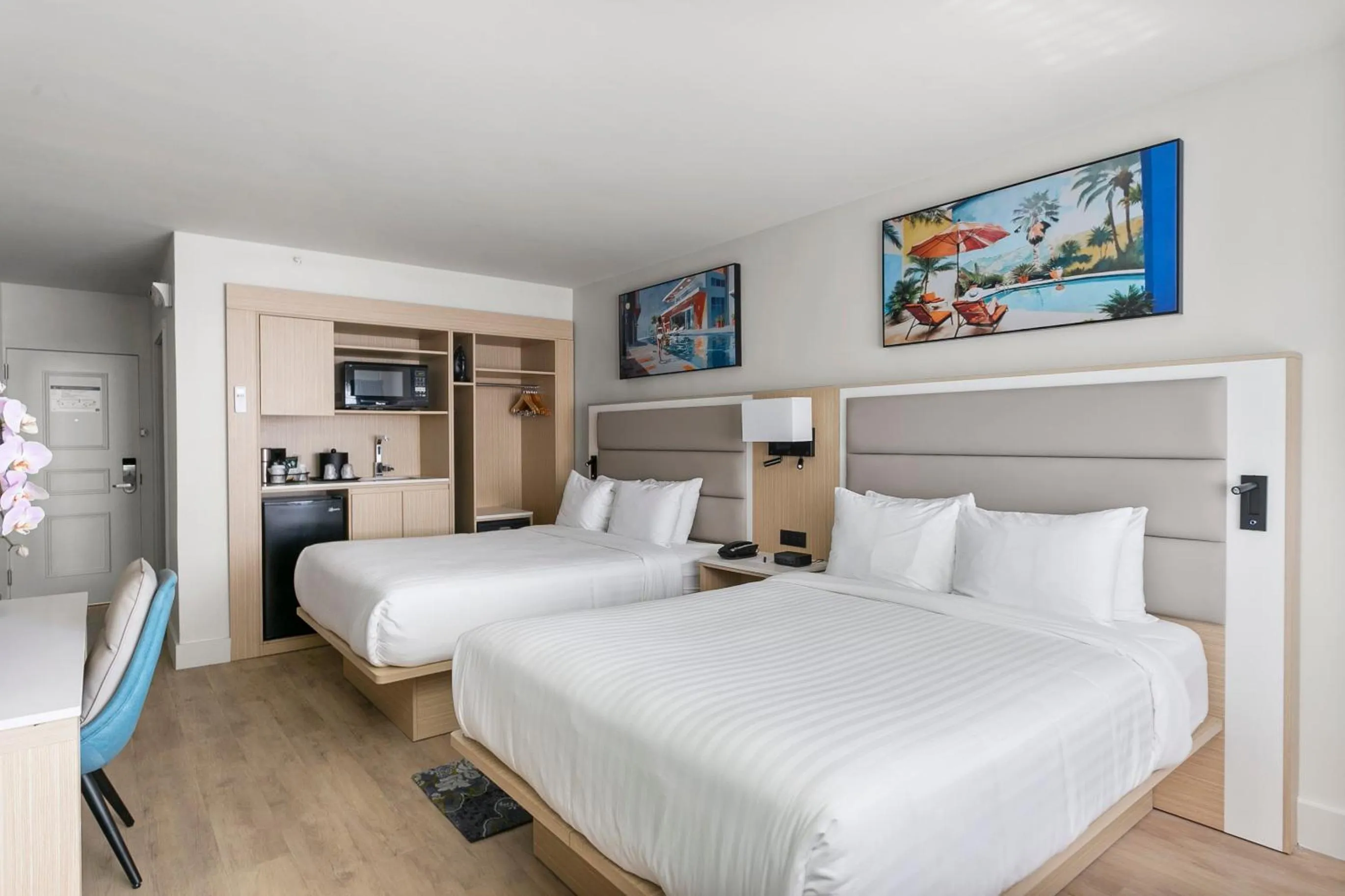 Bedroom, Bed in Ocean Sky Hotel & Resort