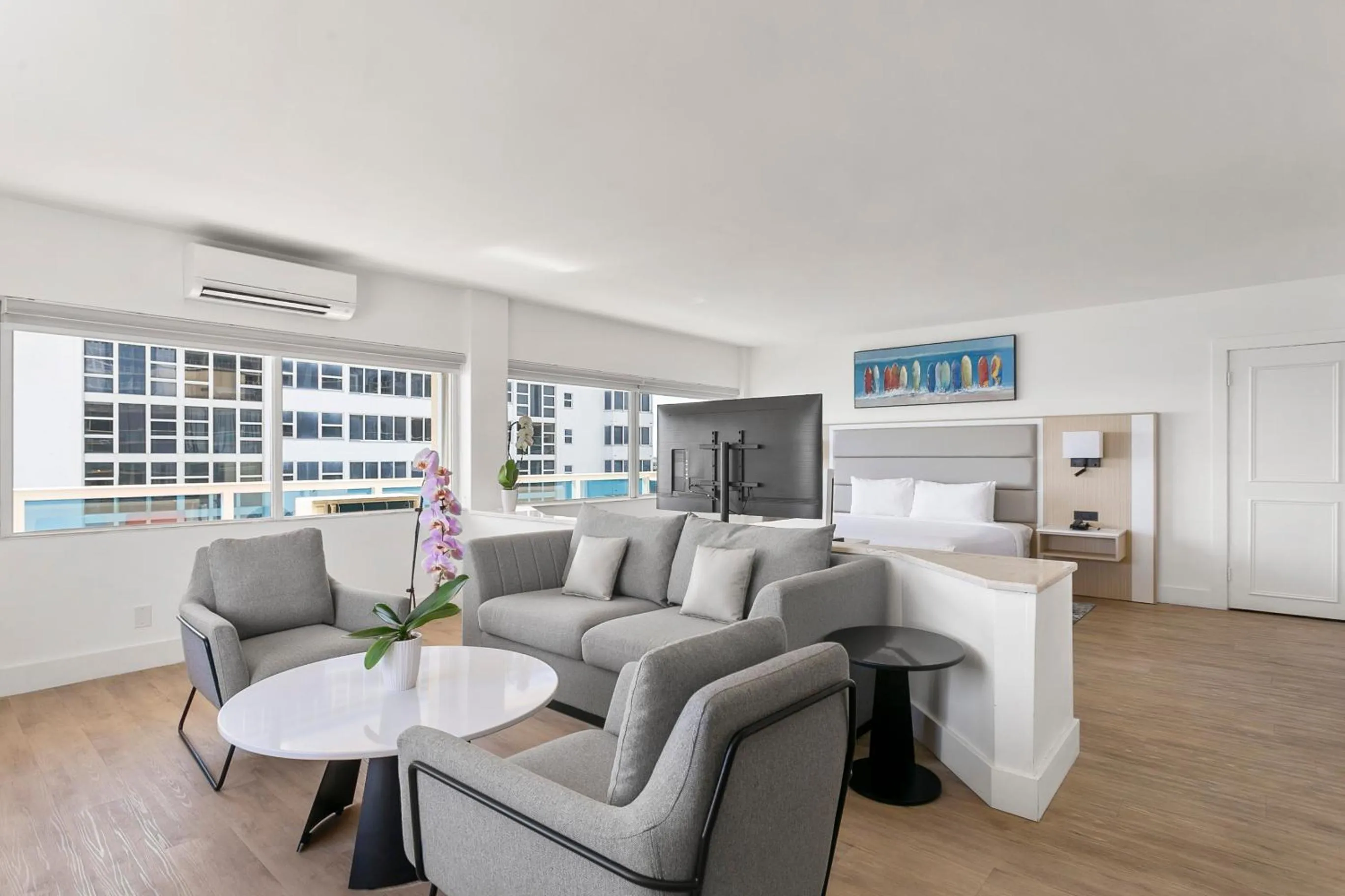 Living room in Ocean Sky Hotel & Resort