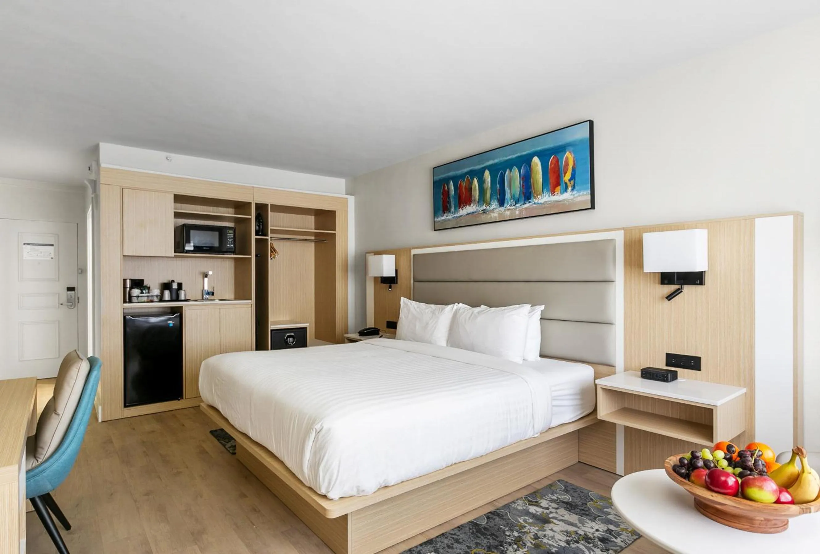 Bedroom, Bed in Ocean Sky Hotel & Resort