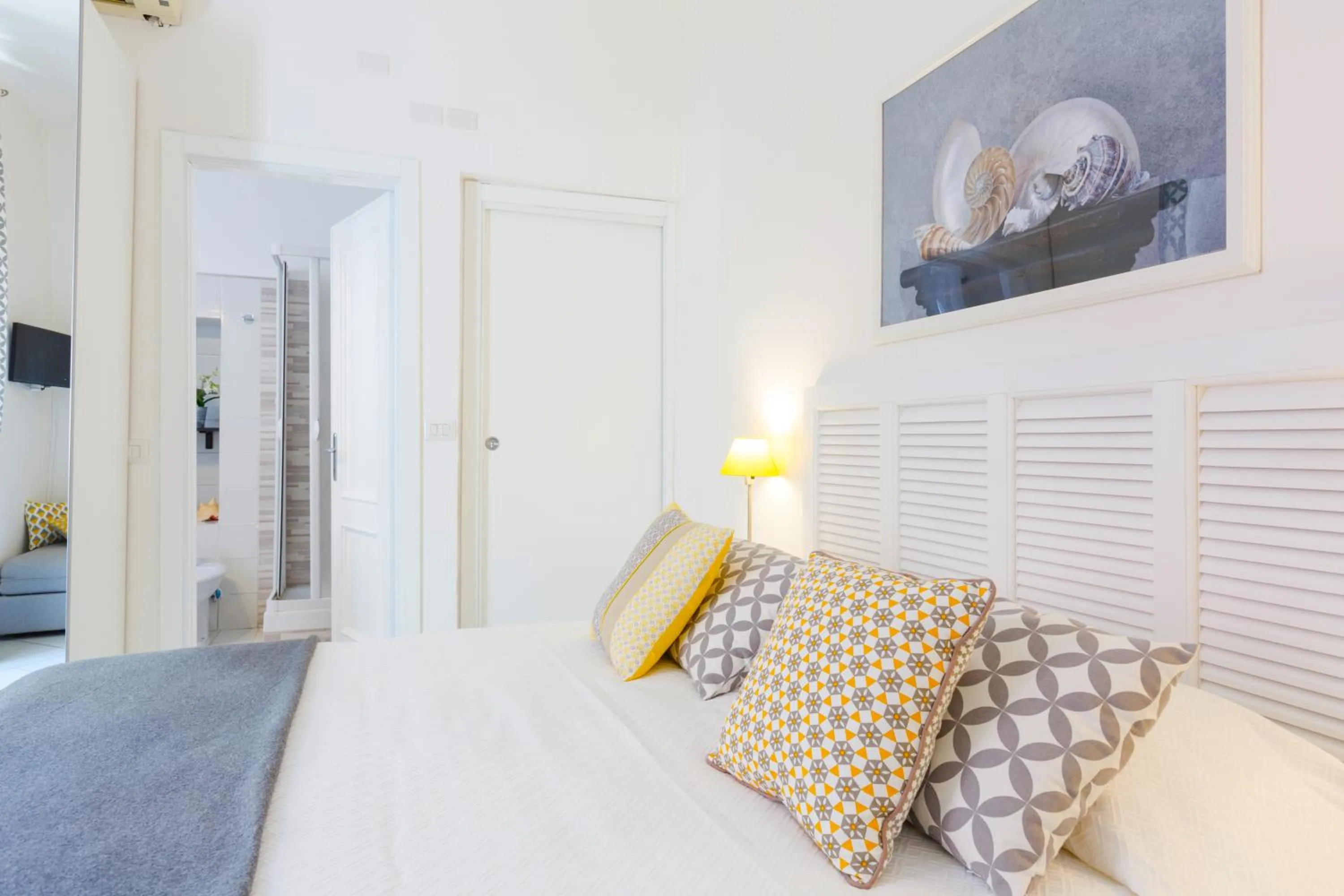 Photo of the whole room, Bed in B&B Piazza Fratti