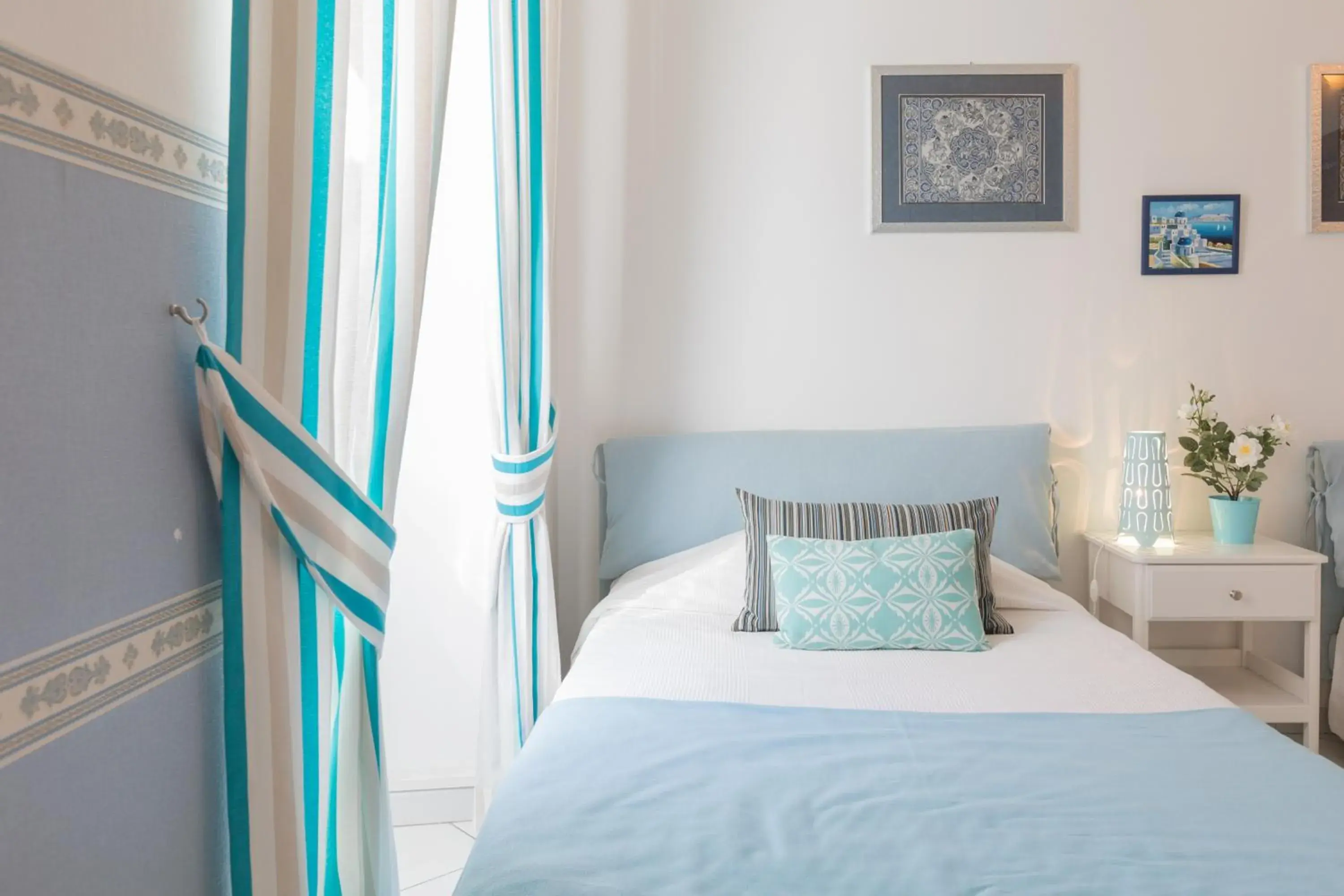 Bed in B&B Piazza Fratti Bed in B&B Piazza Fratti