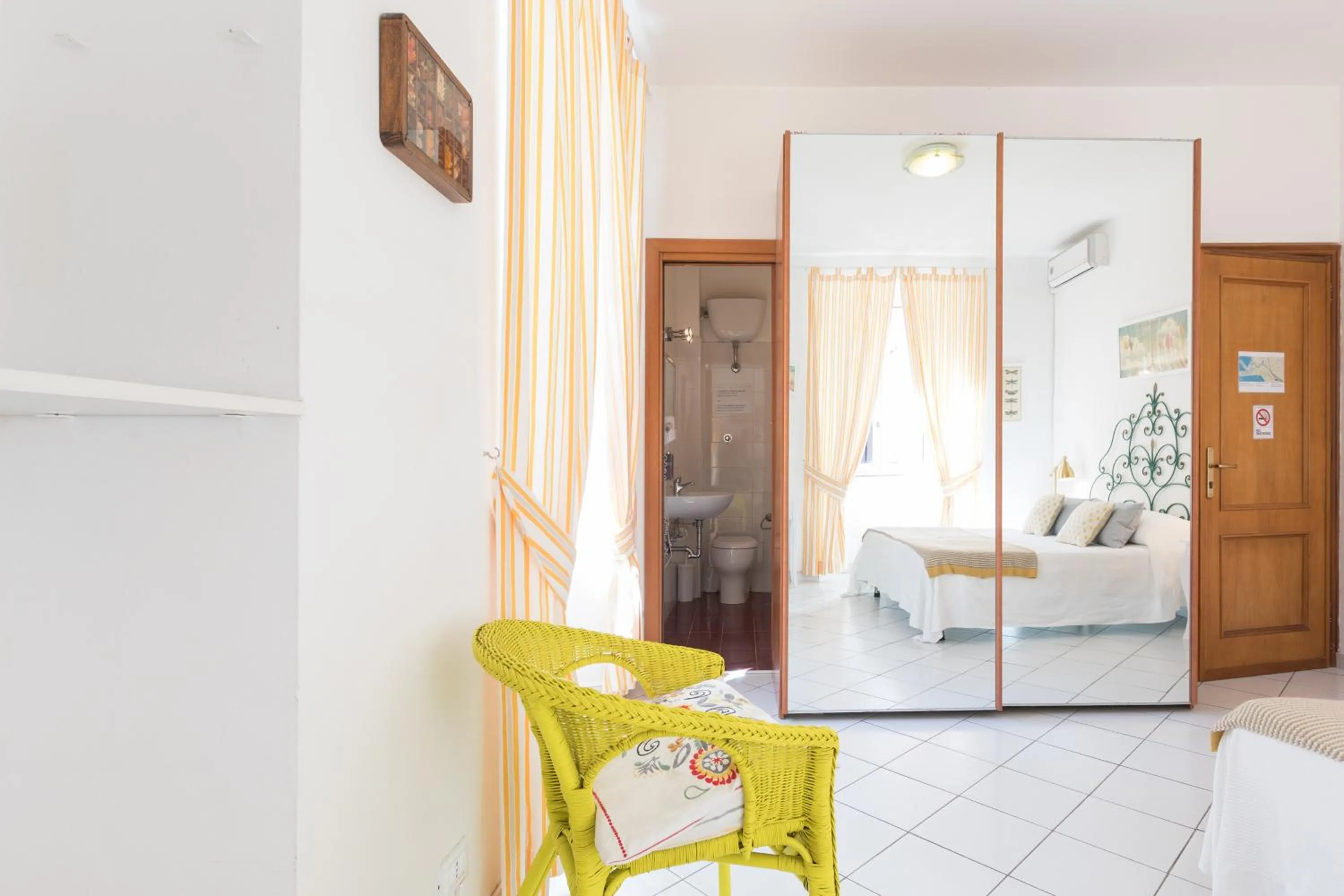 Photo of the whole room, Bed in B&B Piazza Fratti