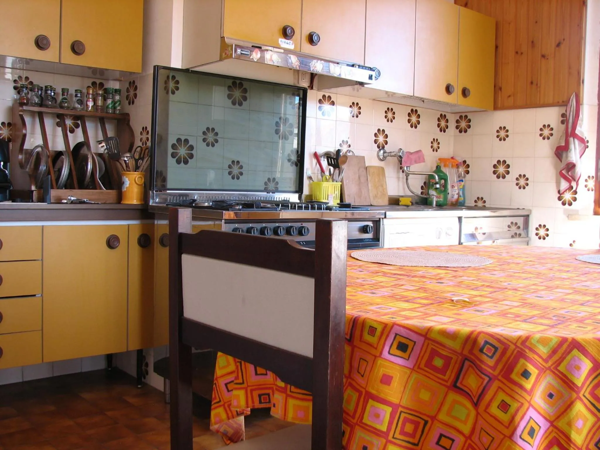 Communal kitchen in B&B Itala