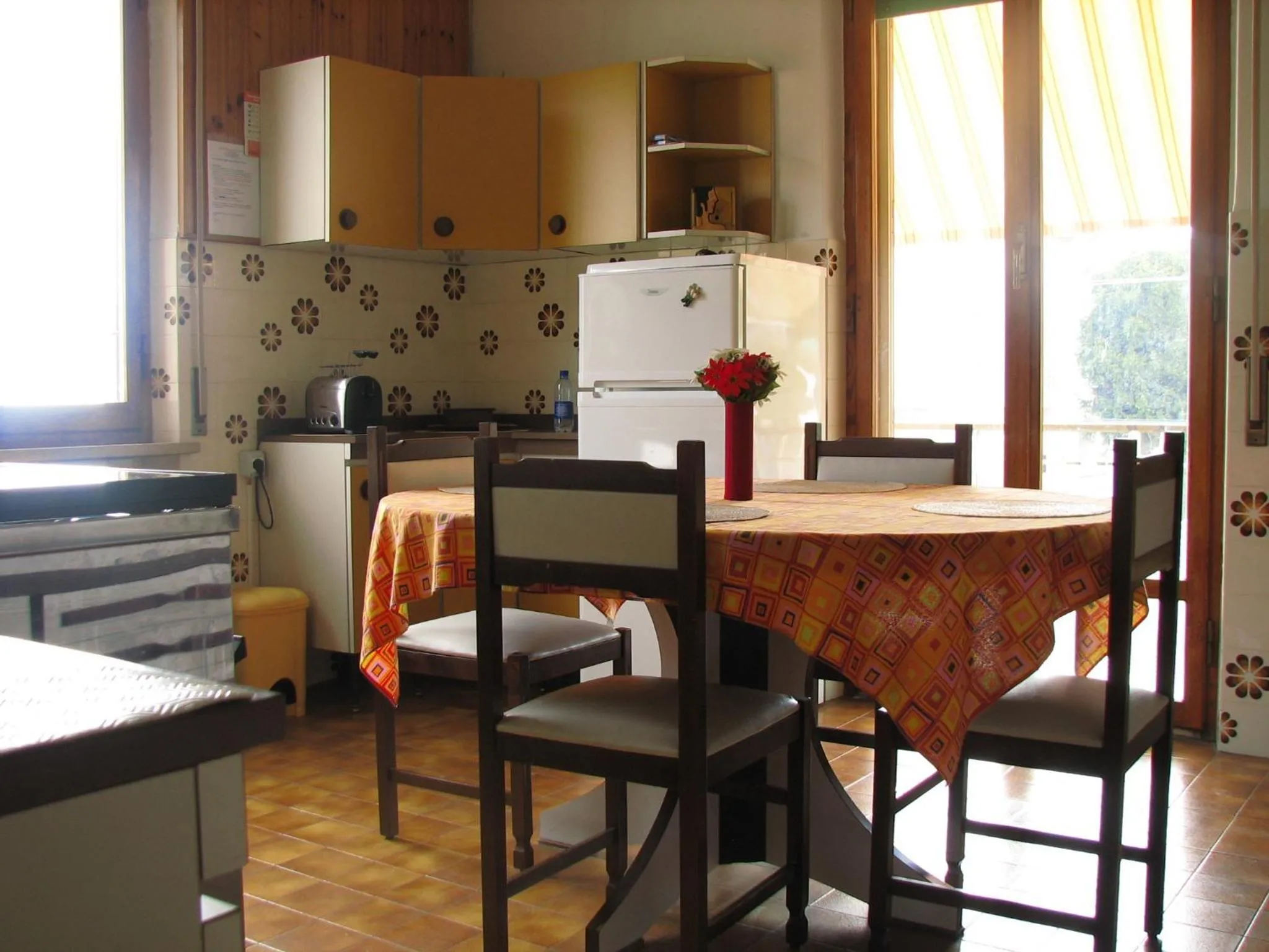 Communal kitchen in B&B Itala