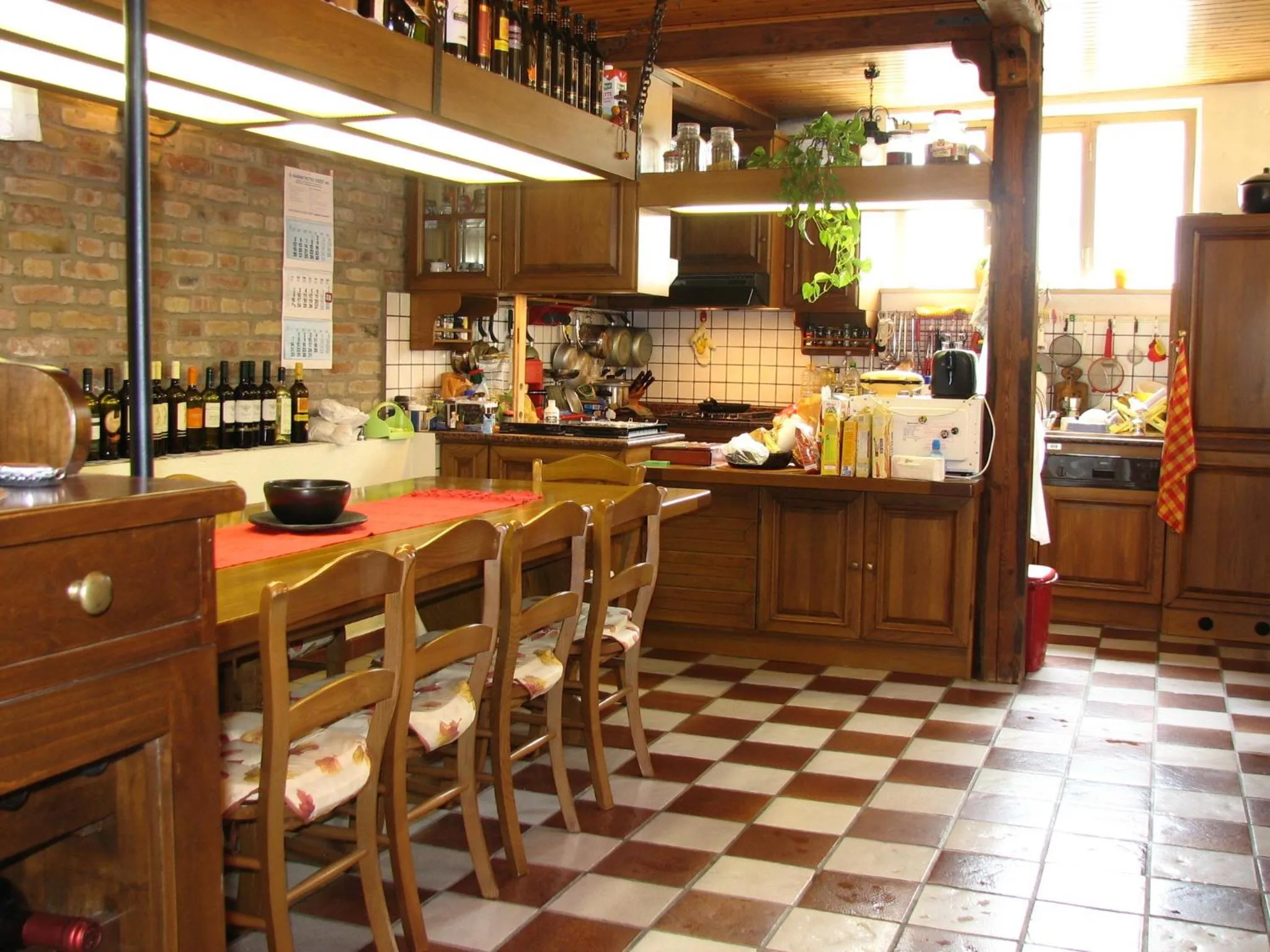 Communal kitchen in B&B Itala