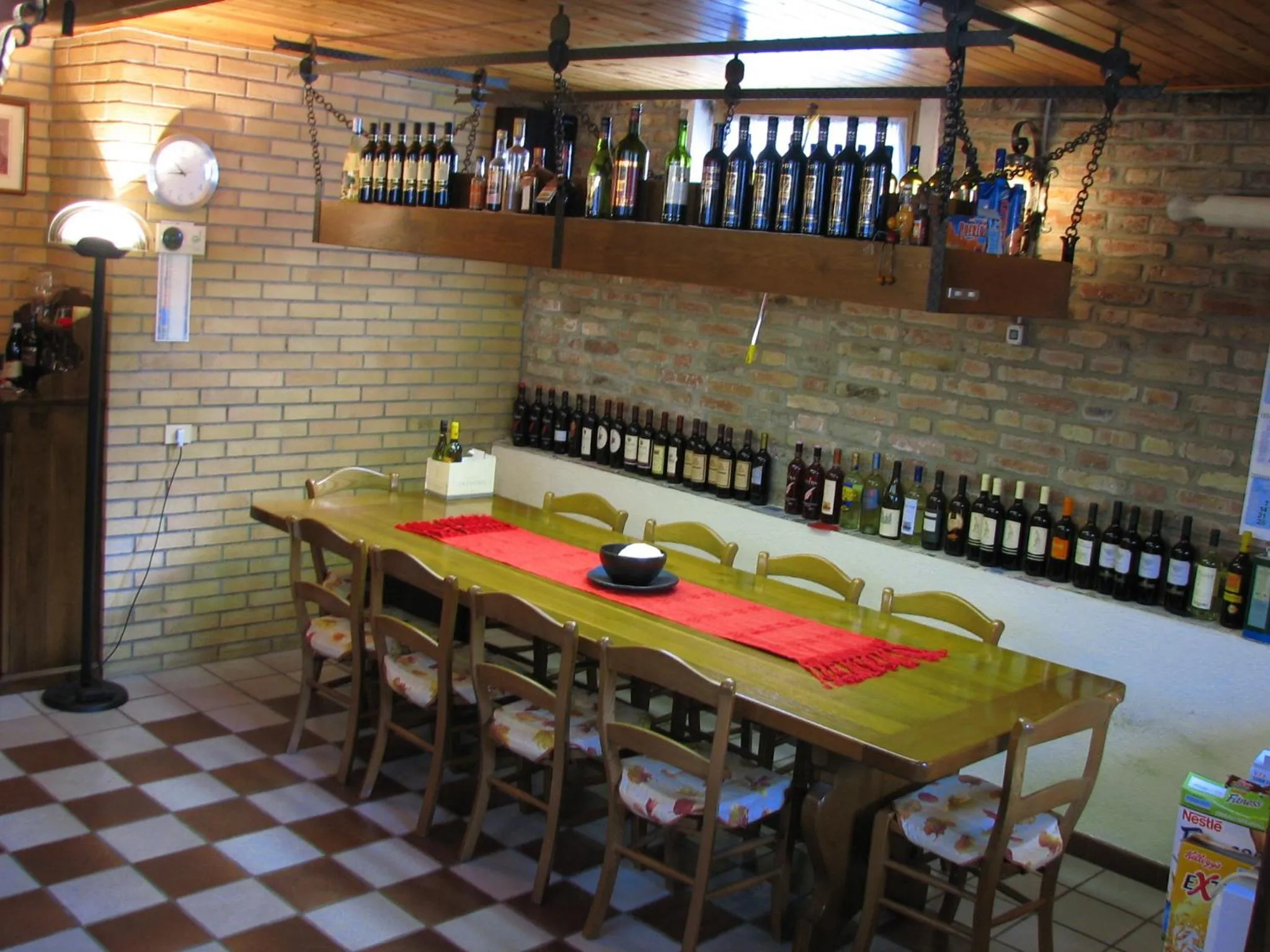 Communal kitchen in B&B Itala