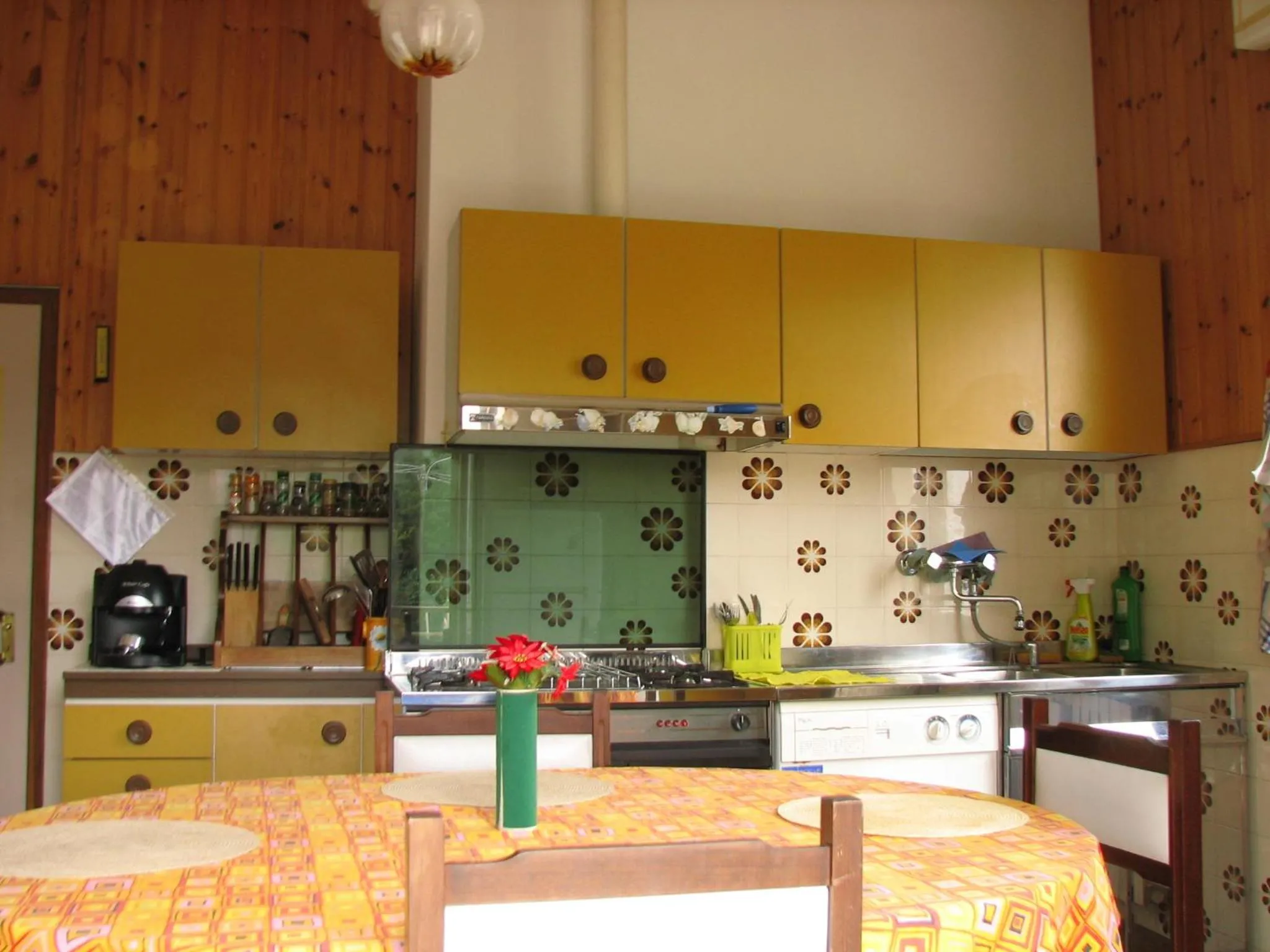 Communal kitchen in B&B Itala