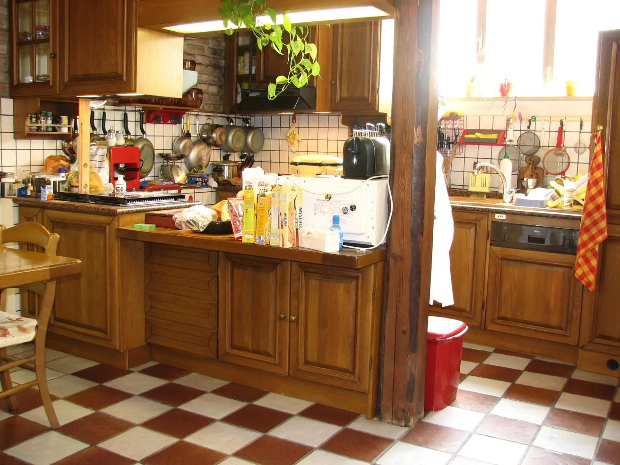 Communal kitchen in B&B Itala