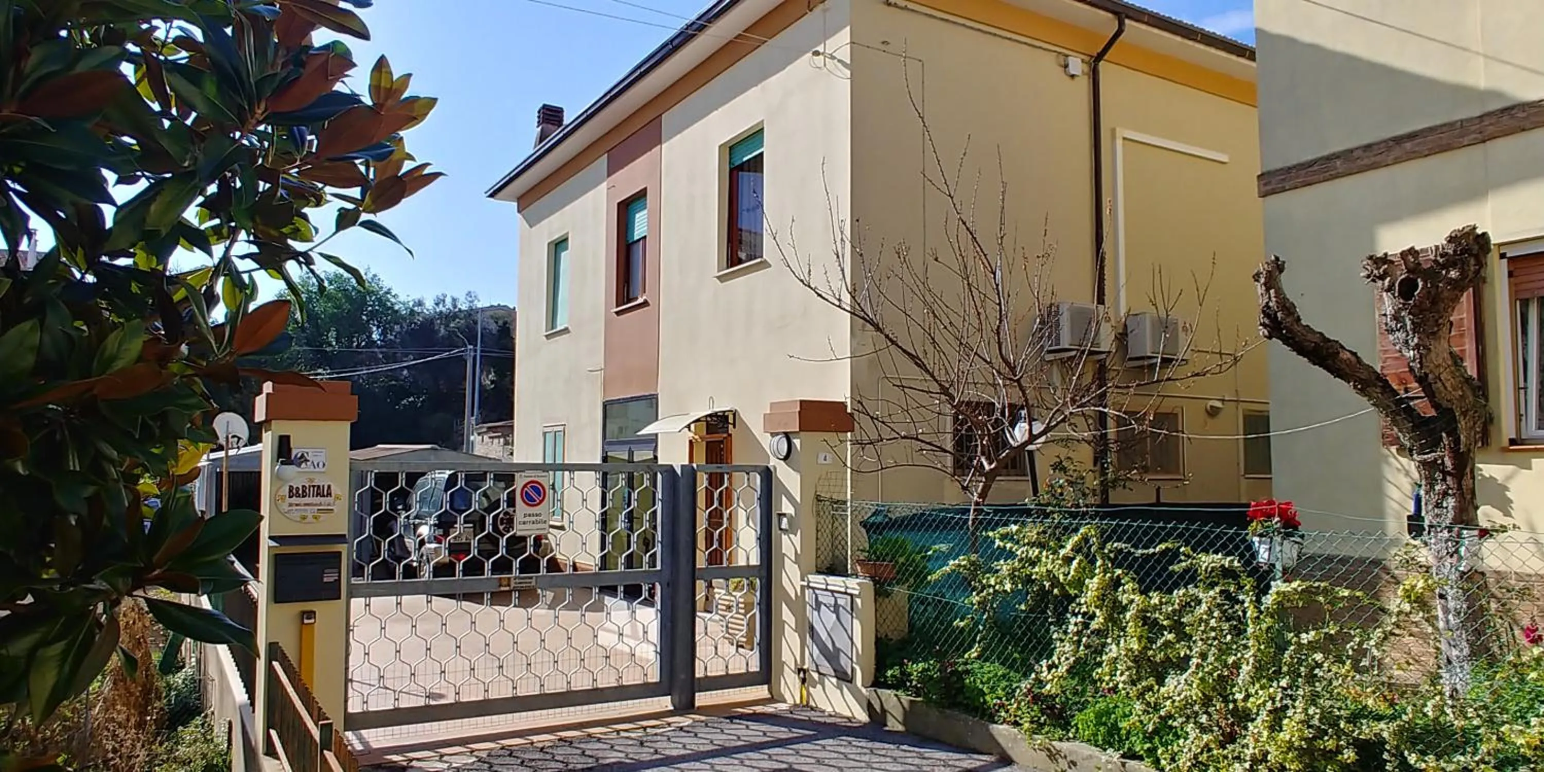 Property building in B&B Itala