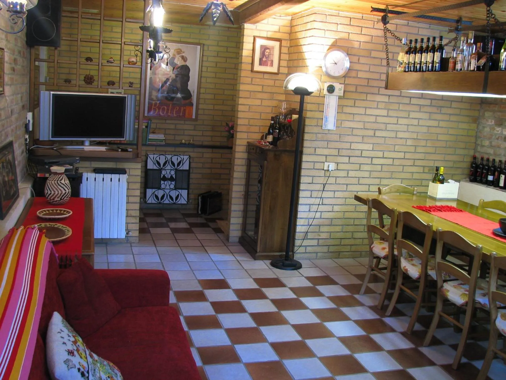 Communal kitchen in B&B Itala