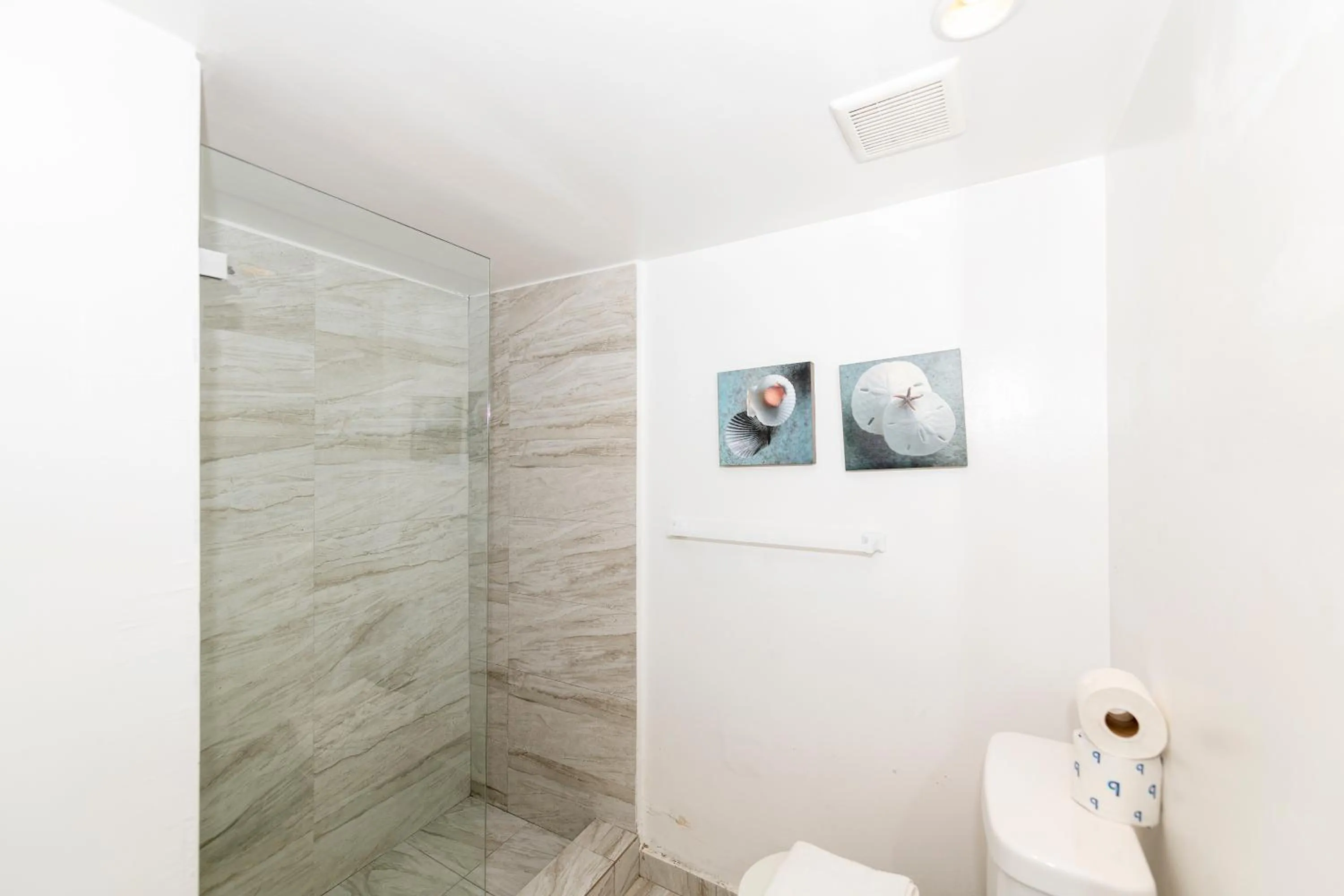 Bathroom in Sobe Apartments