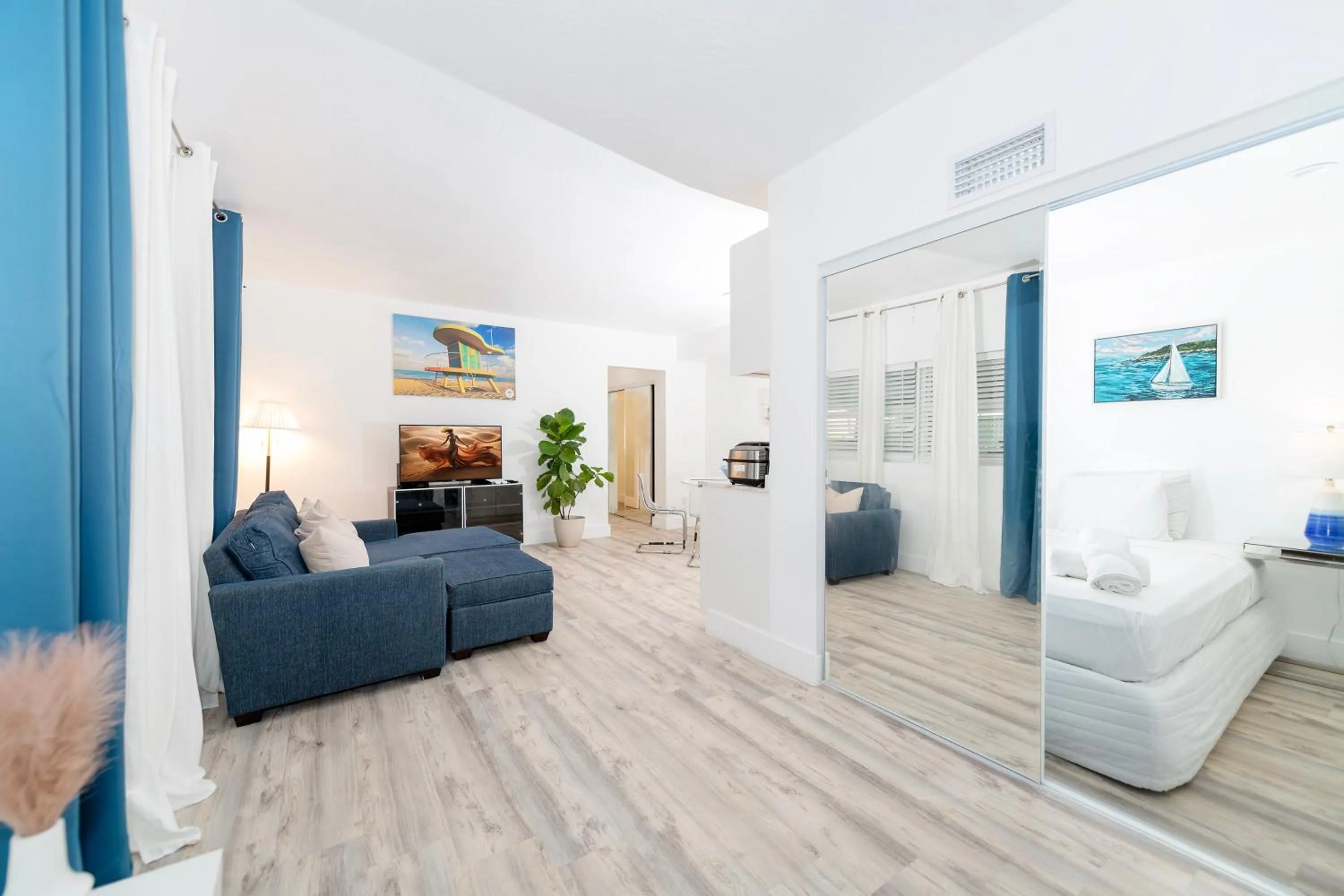 Seating area in Sofi Beach Apartments