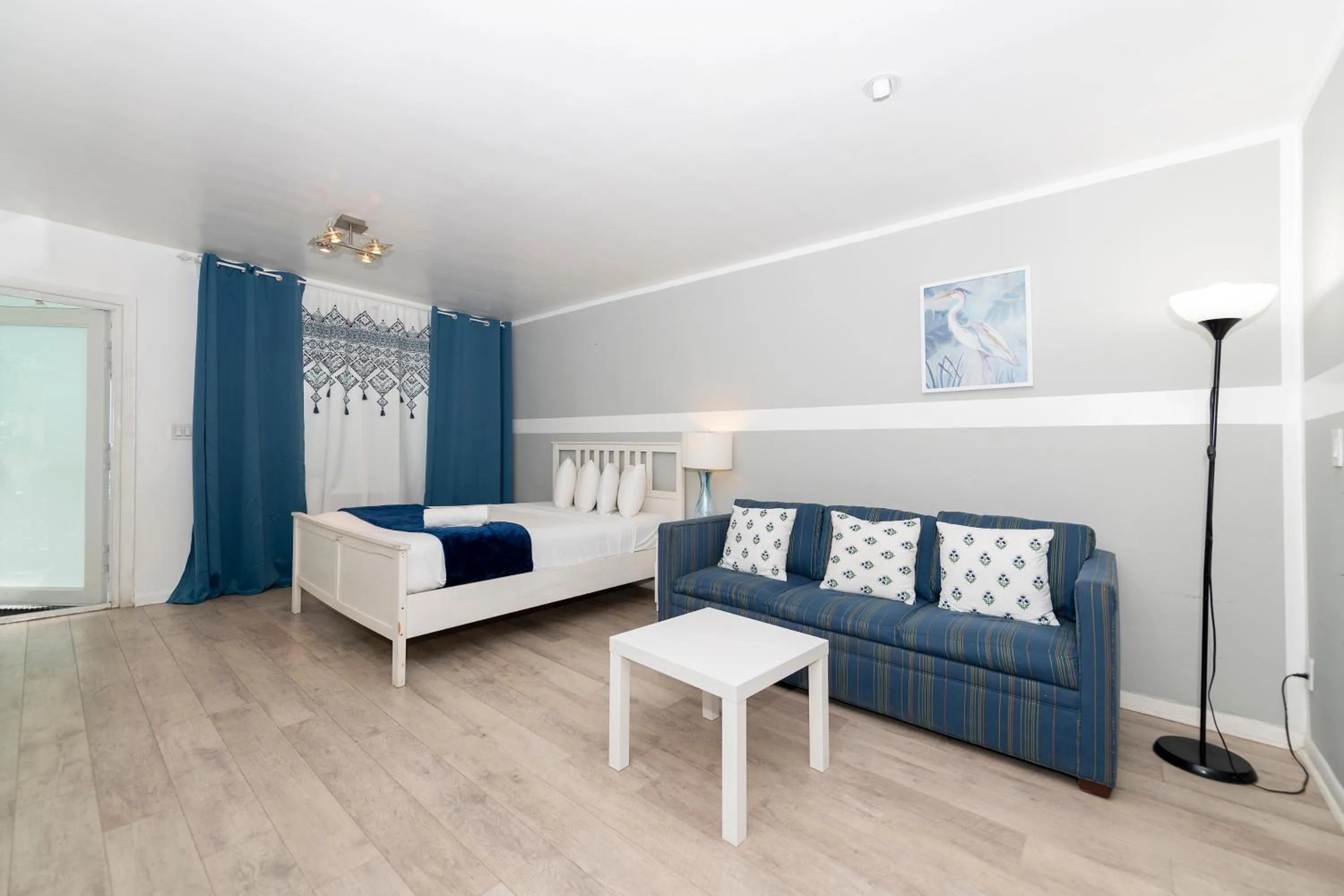 Living room, Bed in Sofi Beach Apartments